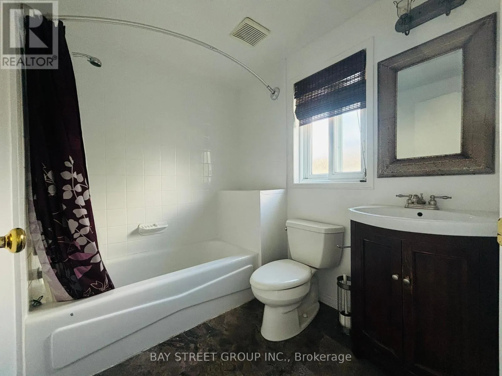 327 CORNRIDGE PLACE
