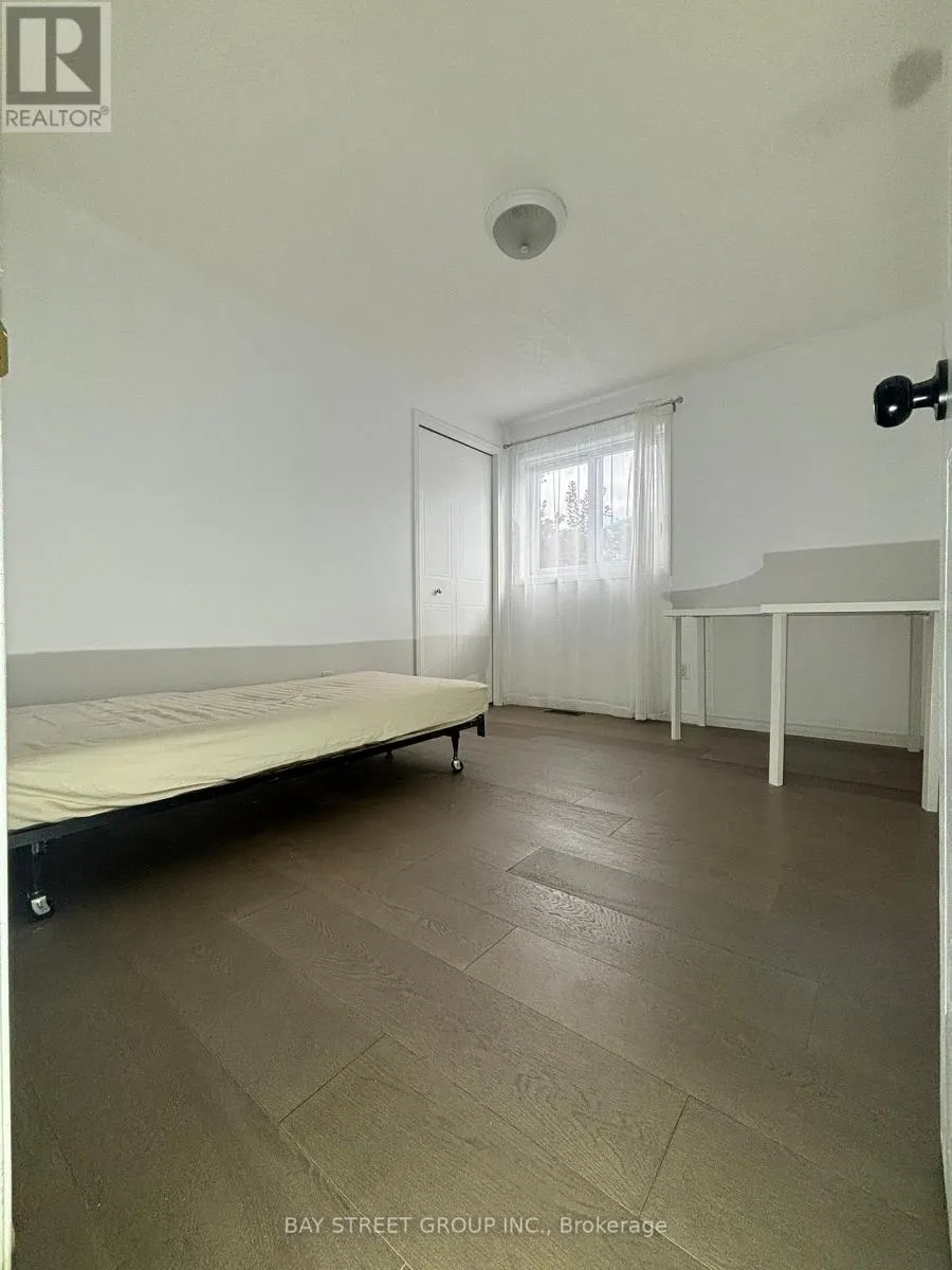 327 CORNRIDGE PLACE