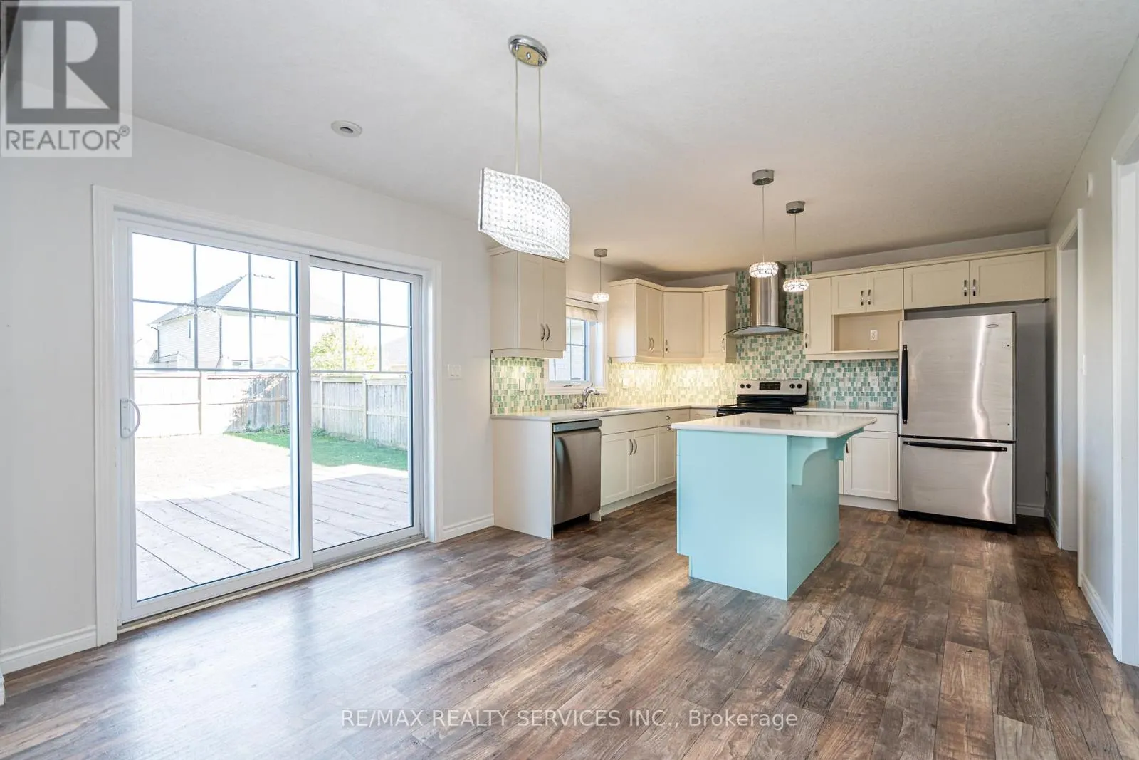 25 ACORN TRAIL