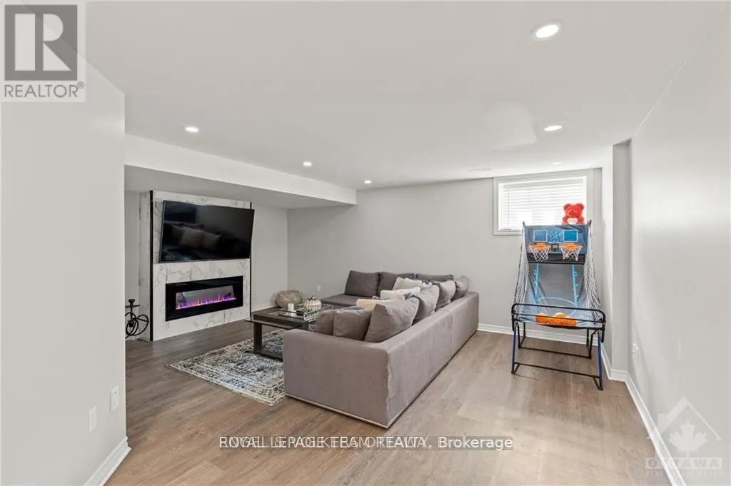 165 ANGELONIA CRESCENT