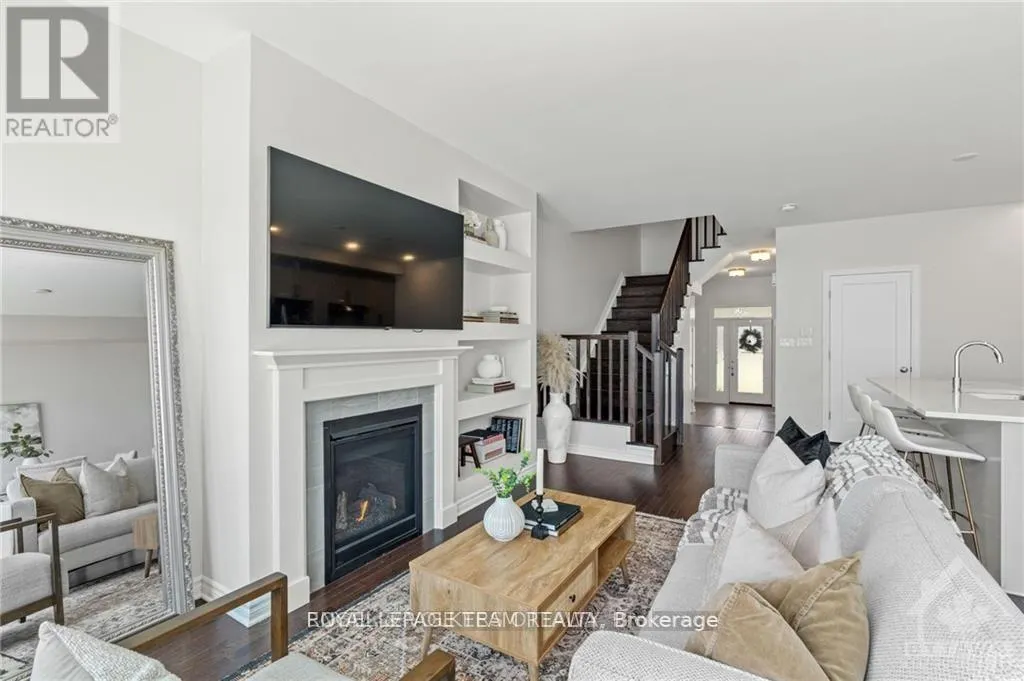 165 ANGELONIA CRESCENT