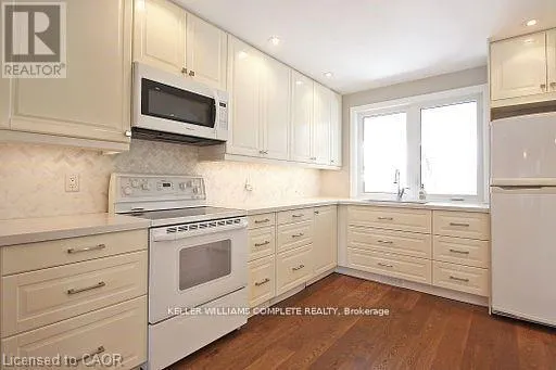 14 OCEANIC DRIVE
