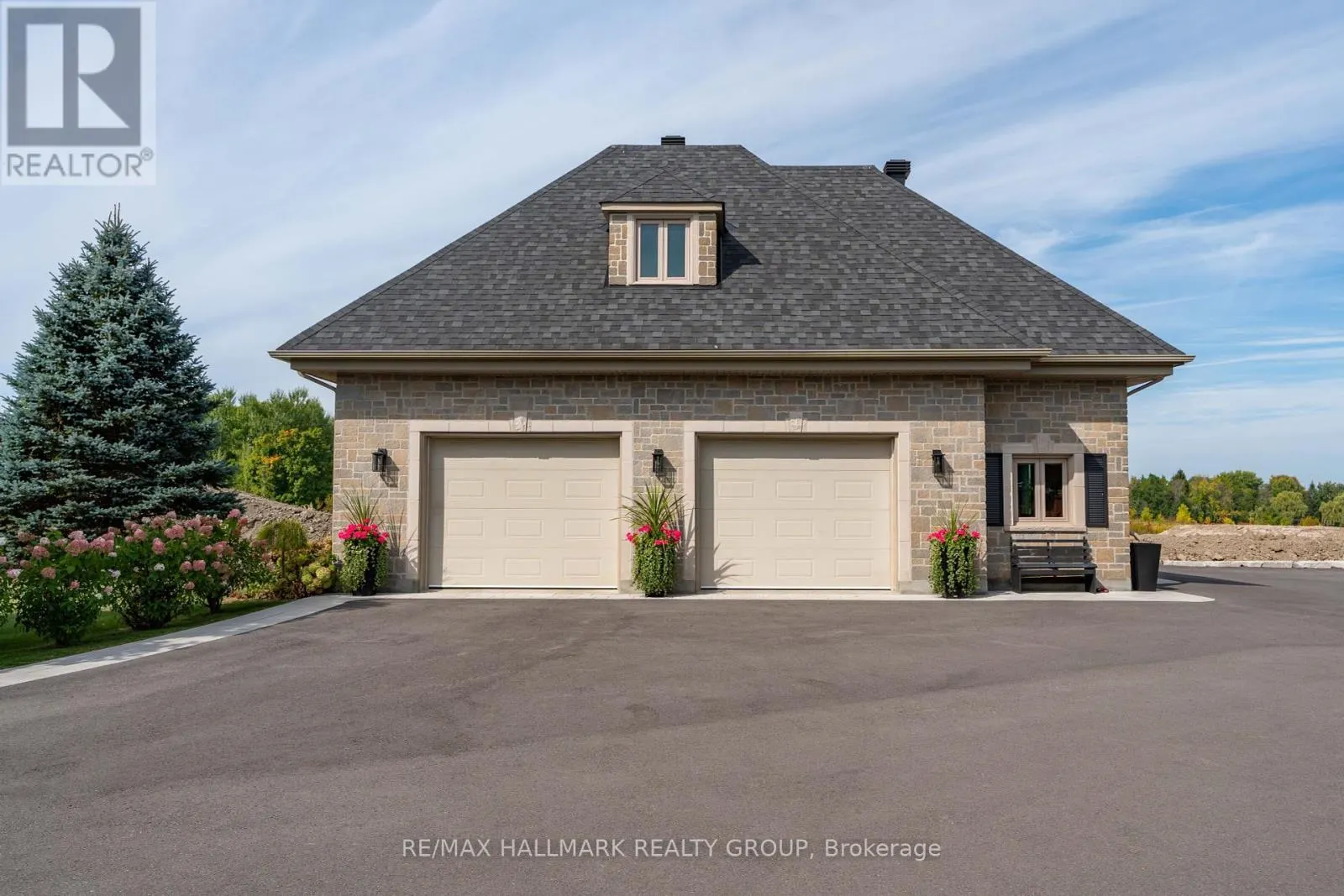 3285 FRONT ROAD S