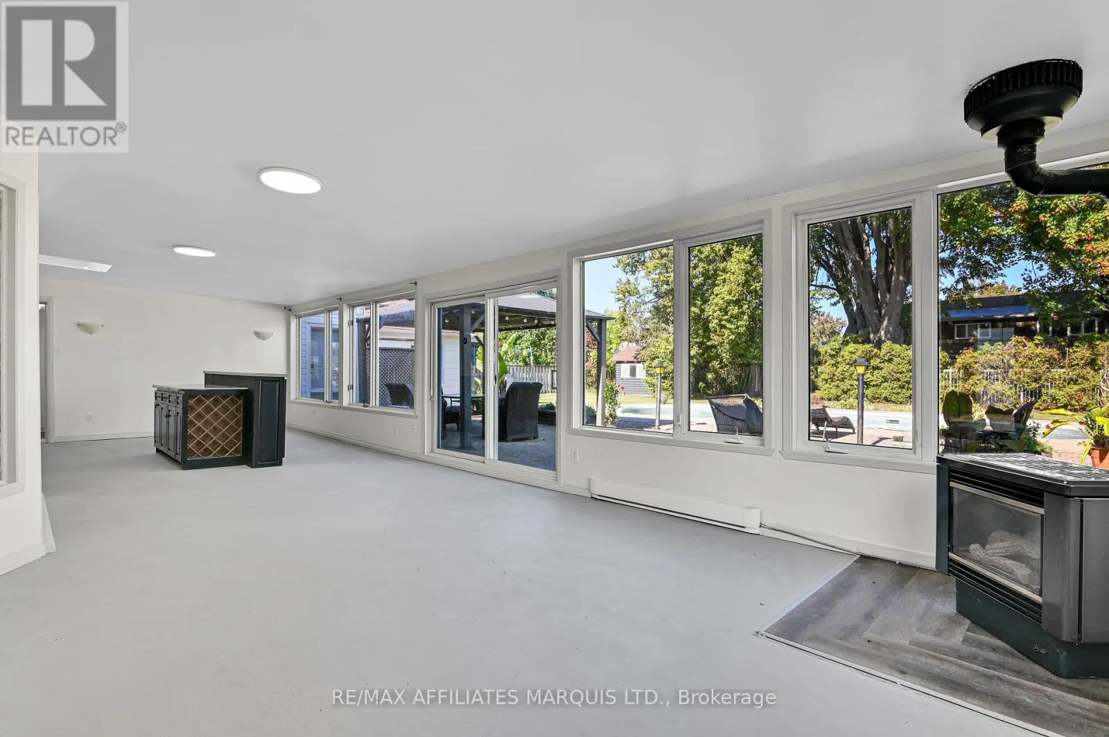 1603 PETER STREET