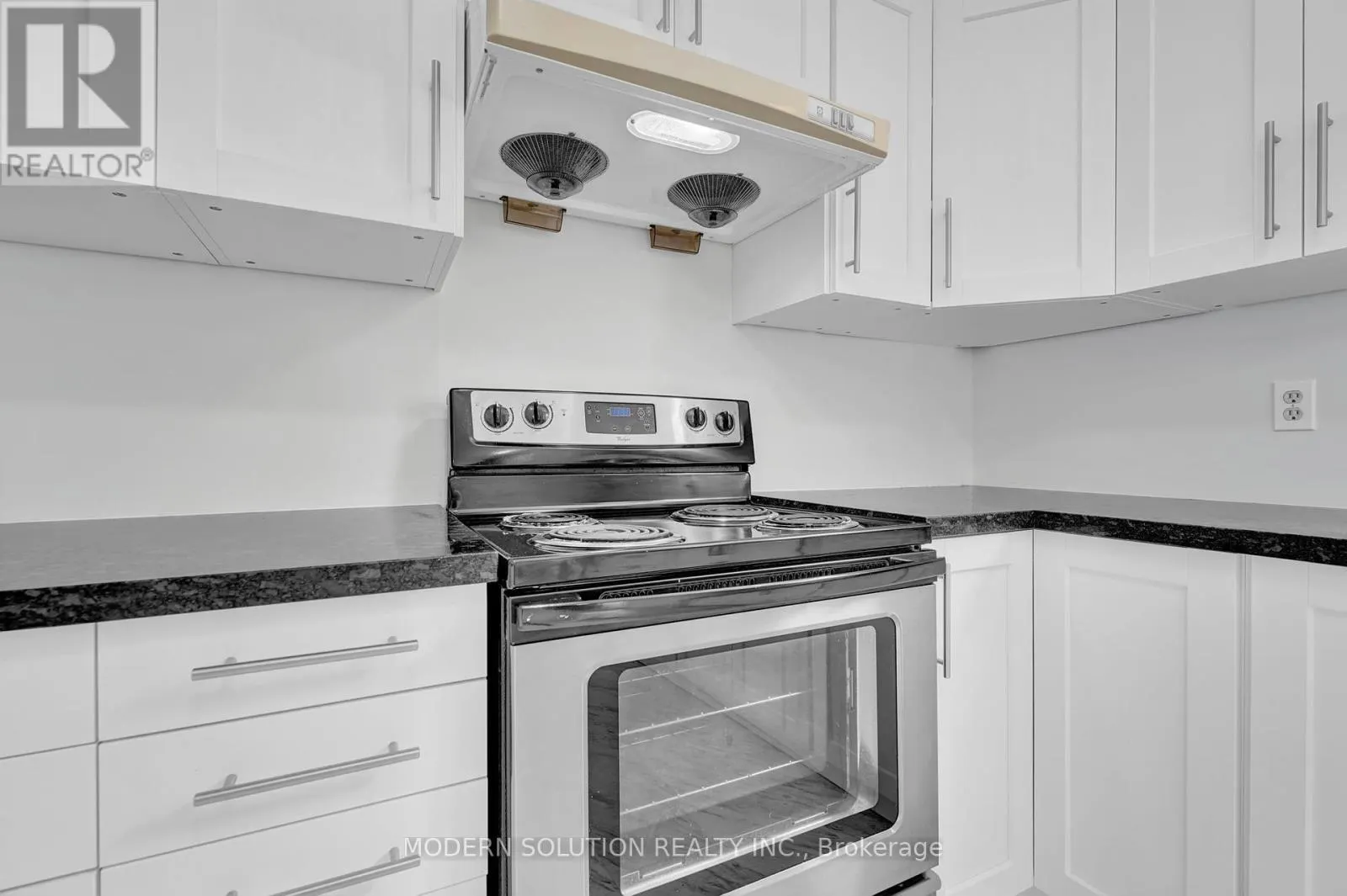 370A CHURCHILL COURT