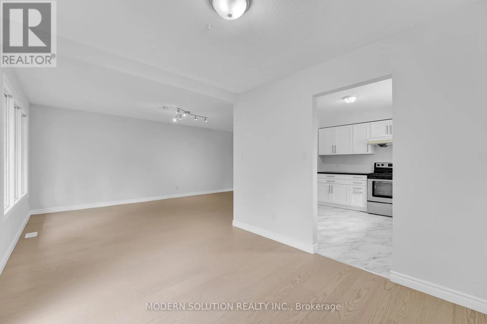 370A CHURCHILL COURT