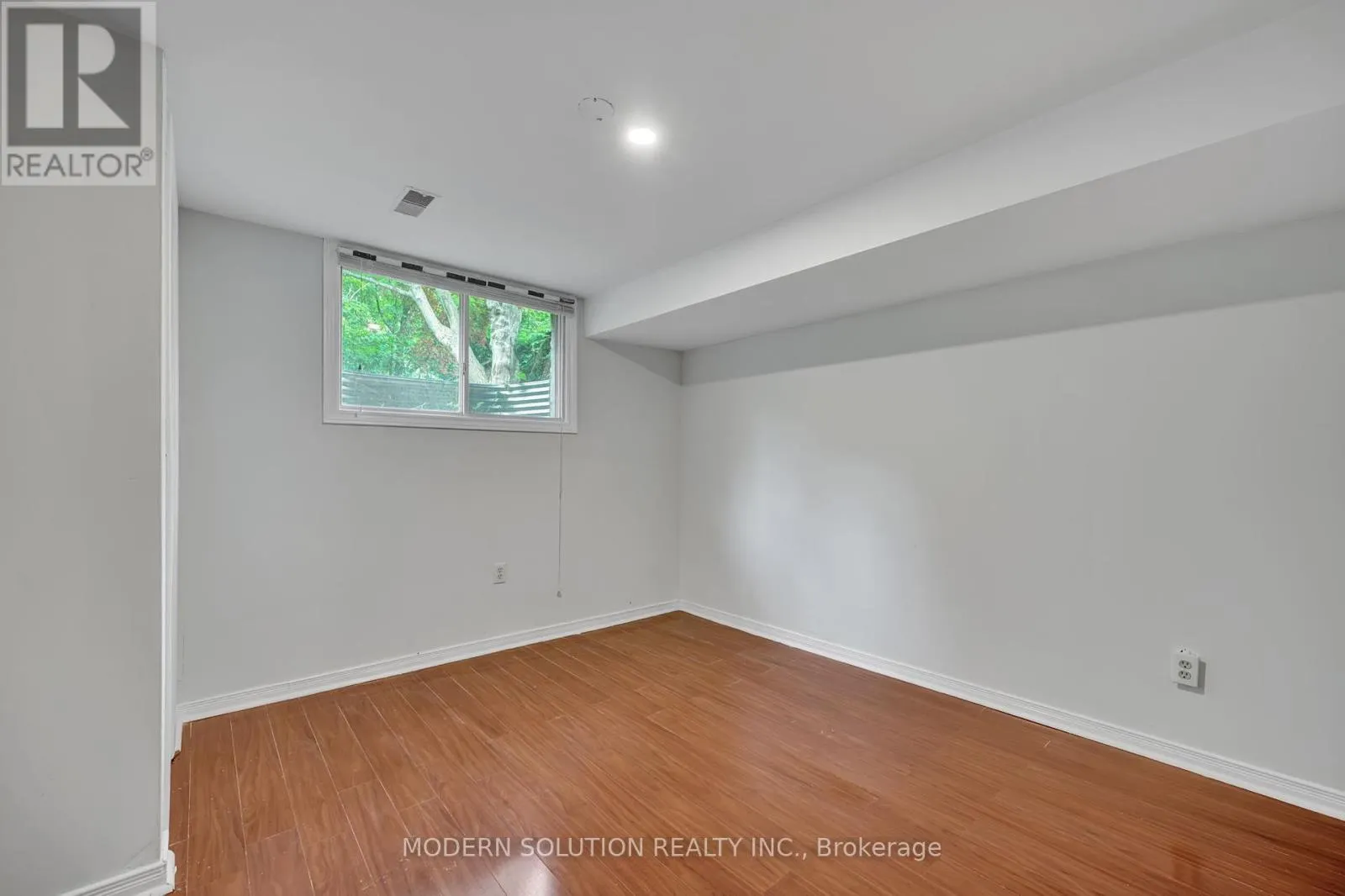 370A CHURCHILL COURT