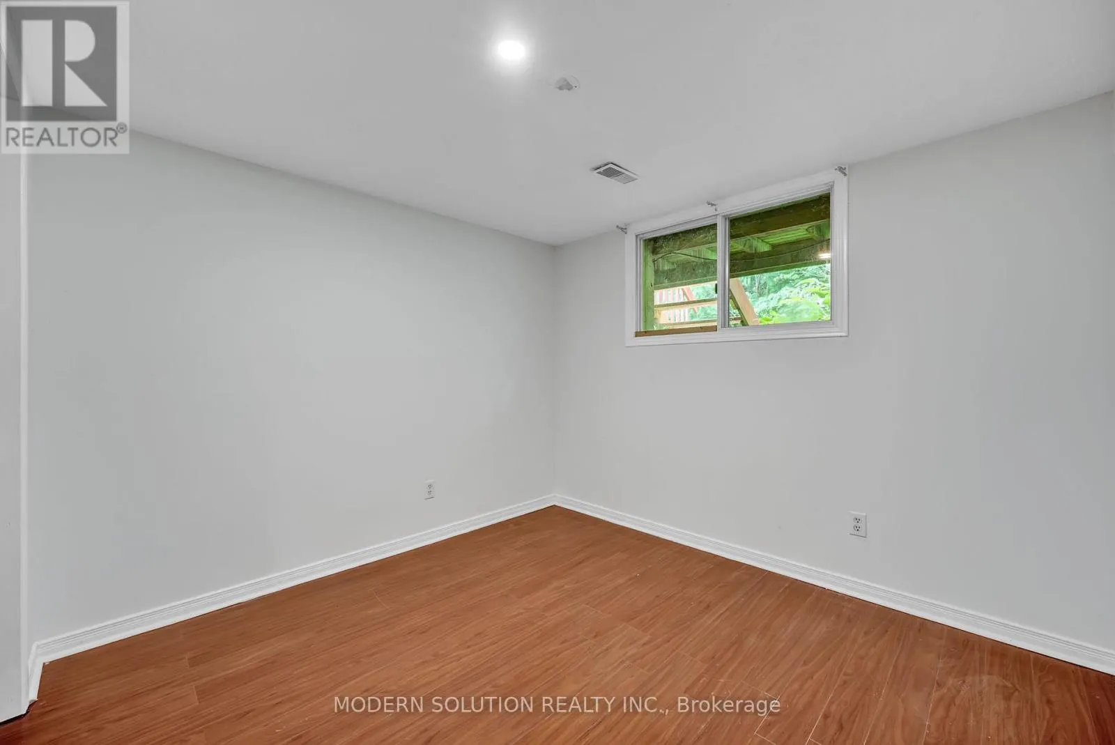 370A CHURCHILL COURT