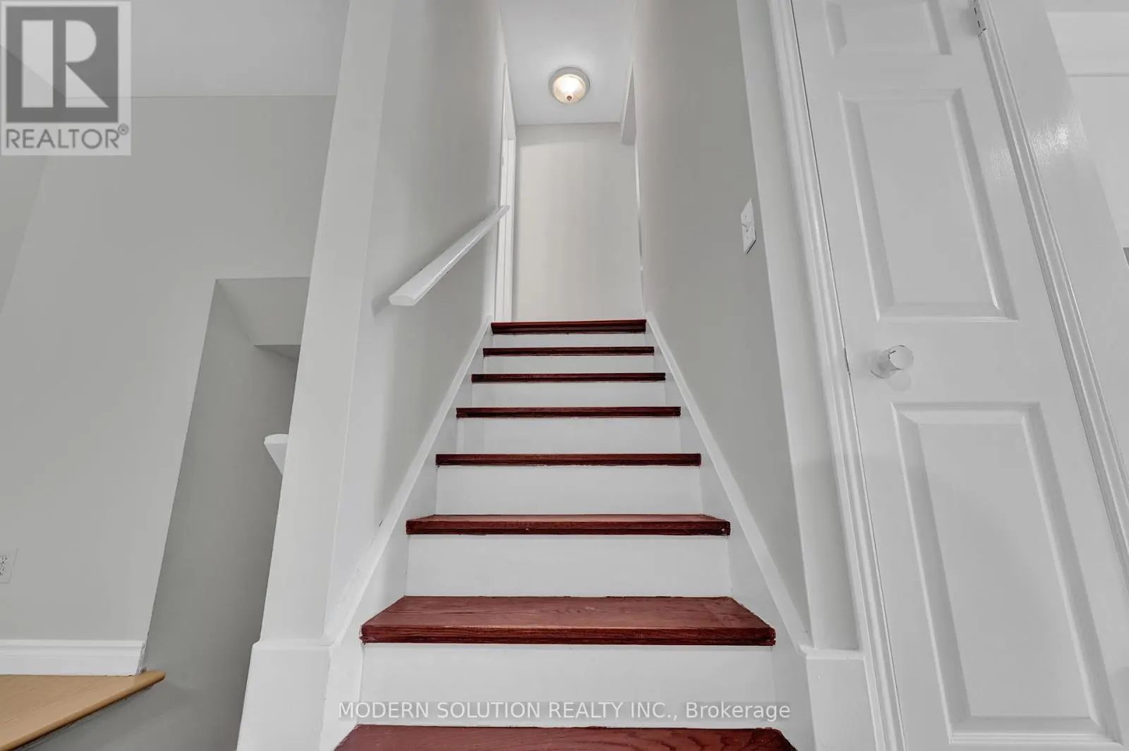 370A CHURCHILL COURT
