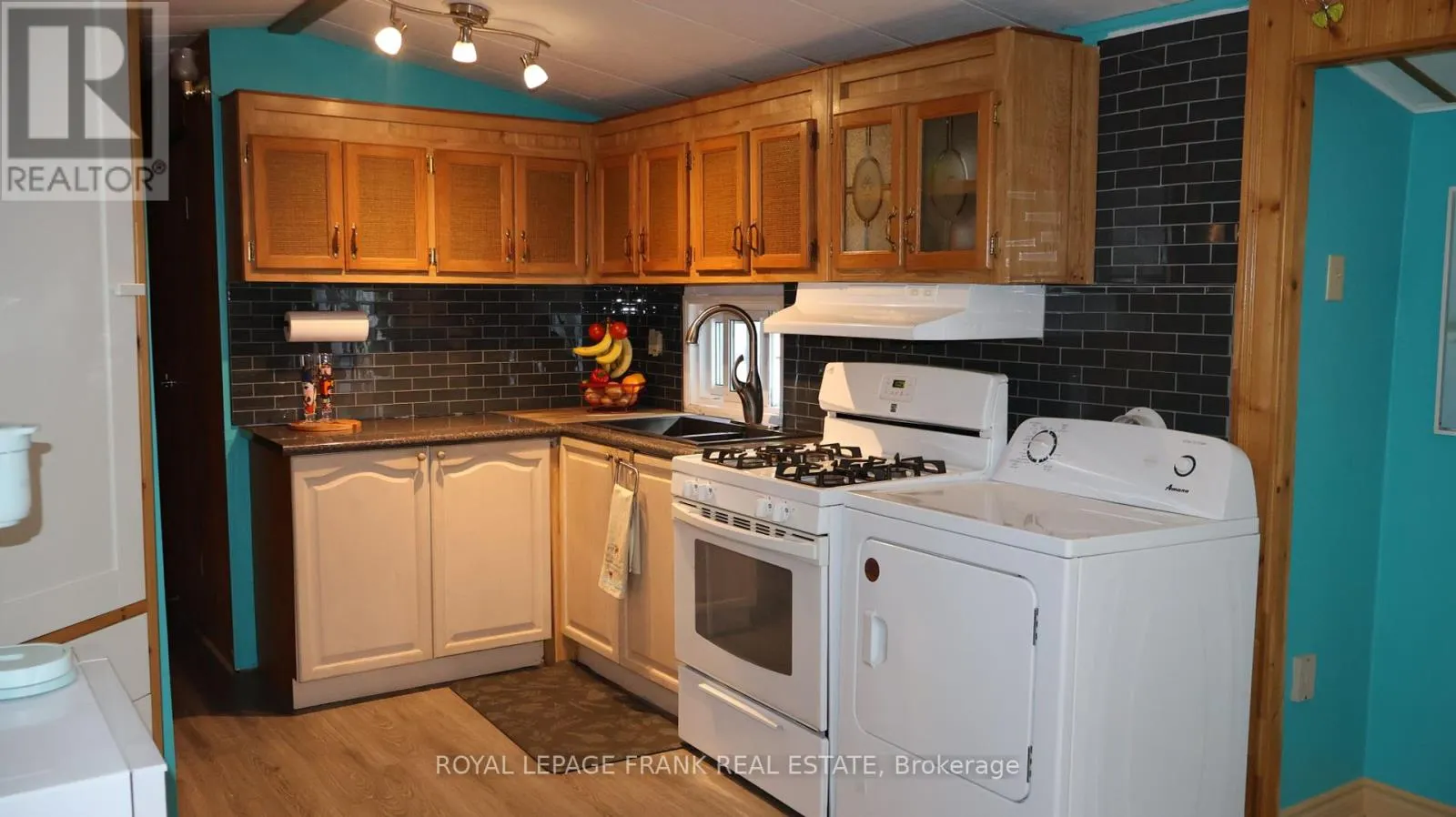 245 - 248 PINNACLE HILL ROAD, #245