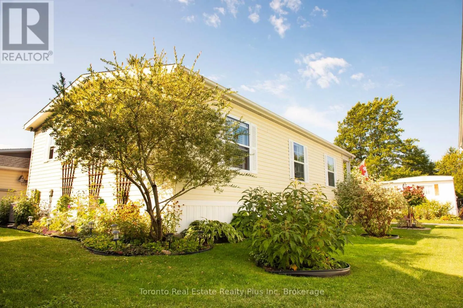 206 - 3033 TOWNLINE ROAD