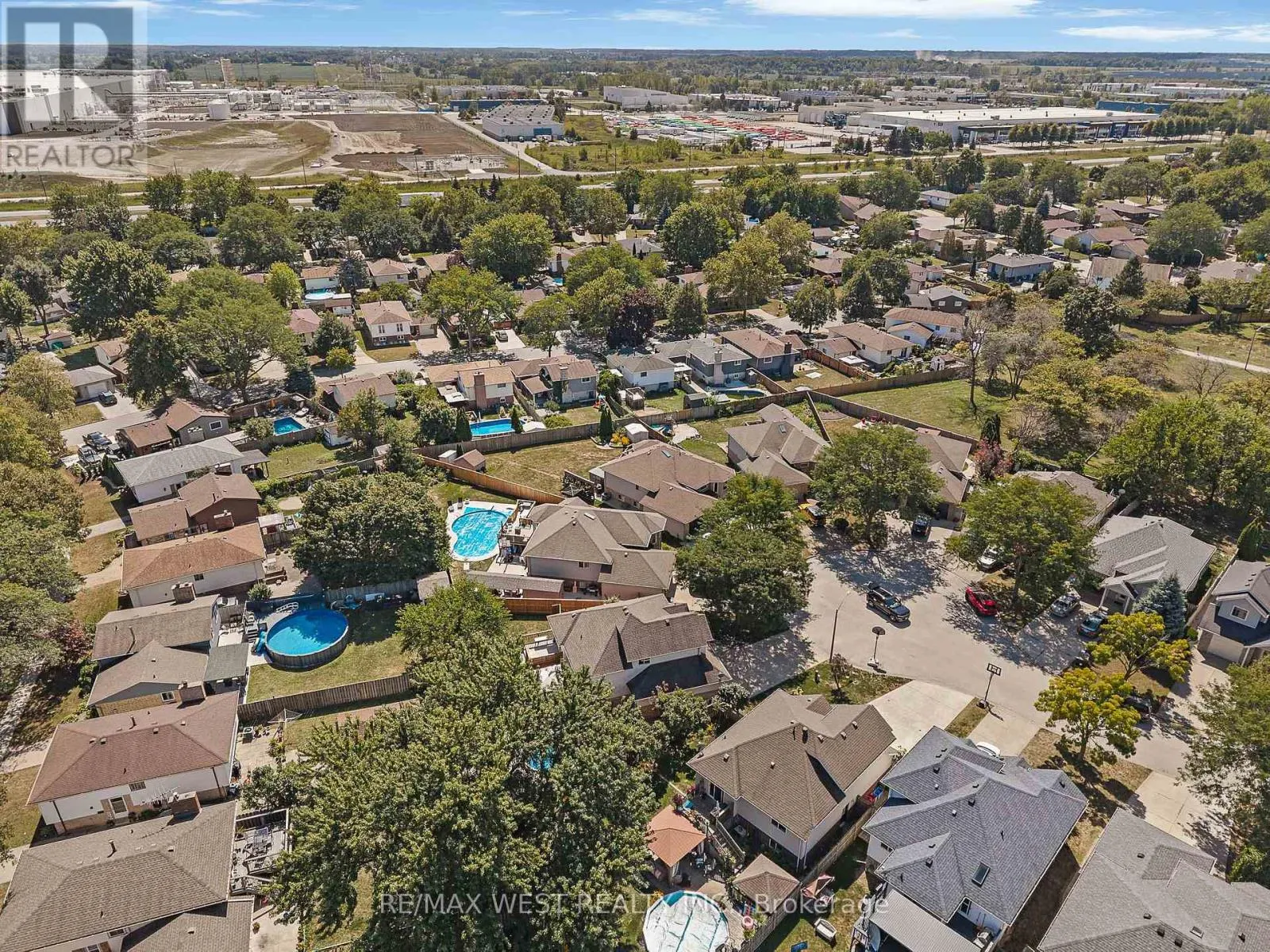 3462 TREELINE COURT