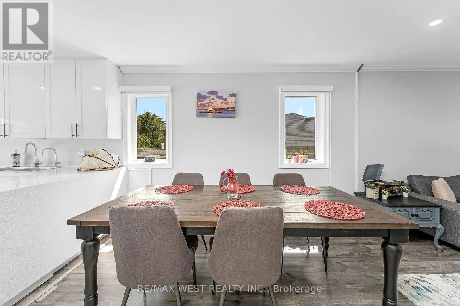 3462 TREELINE COURT