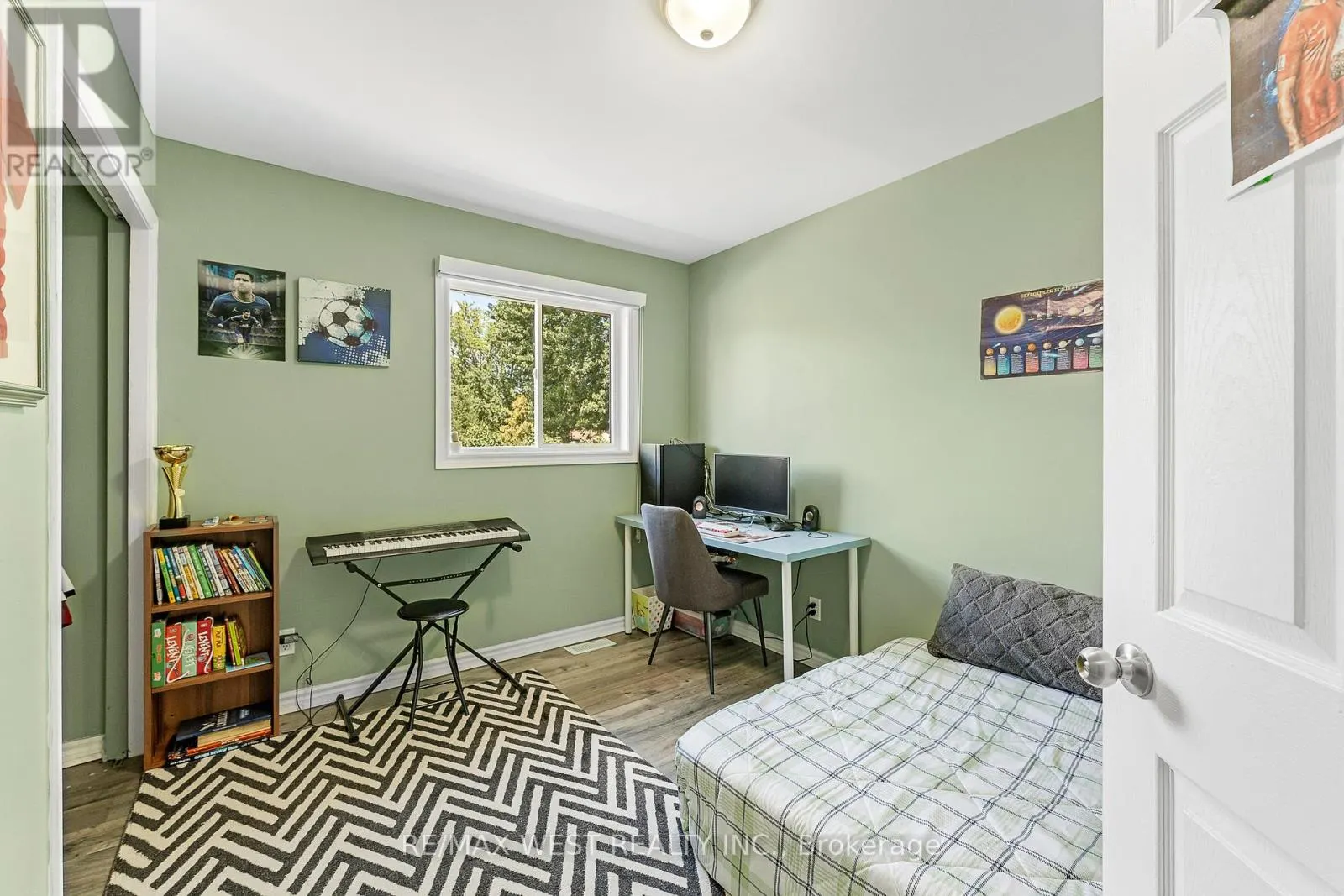 3462 TREELINE COURT