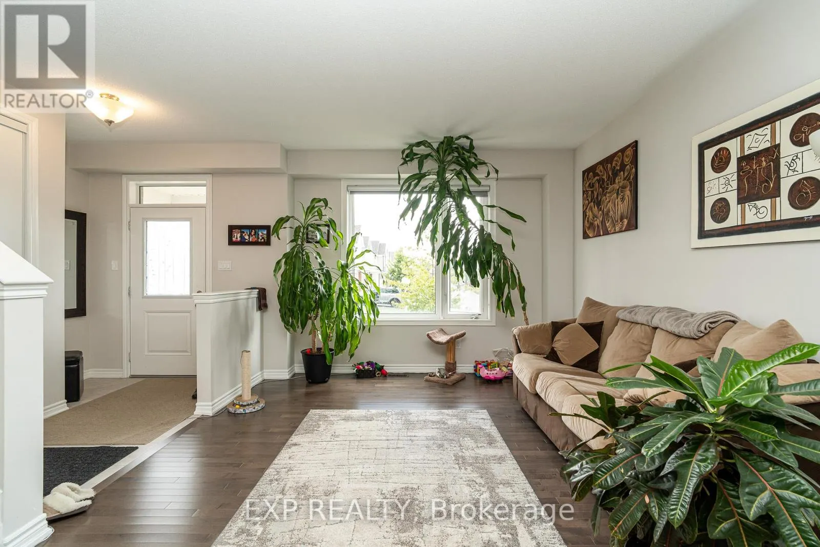 814 HORSESHOE FALLS WAY