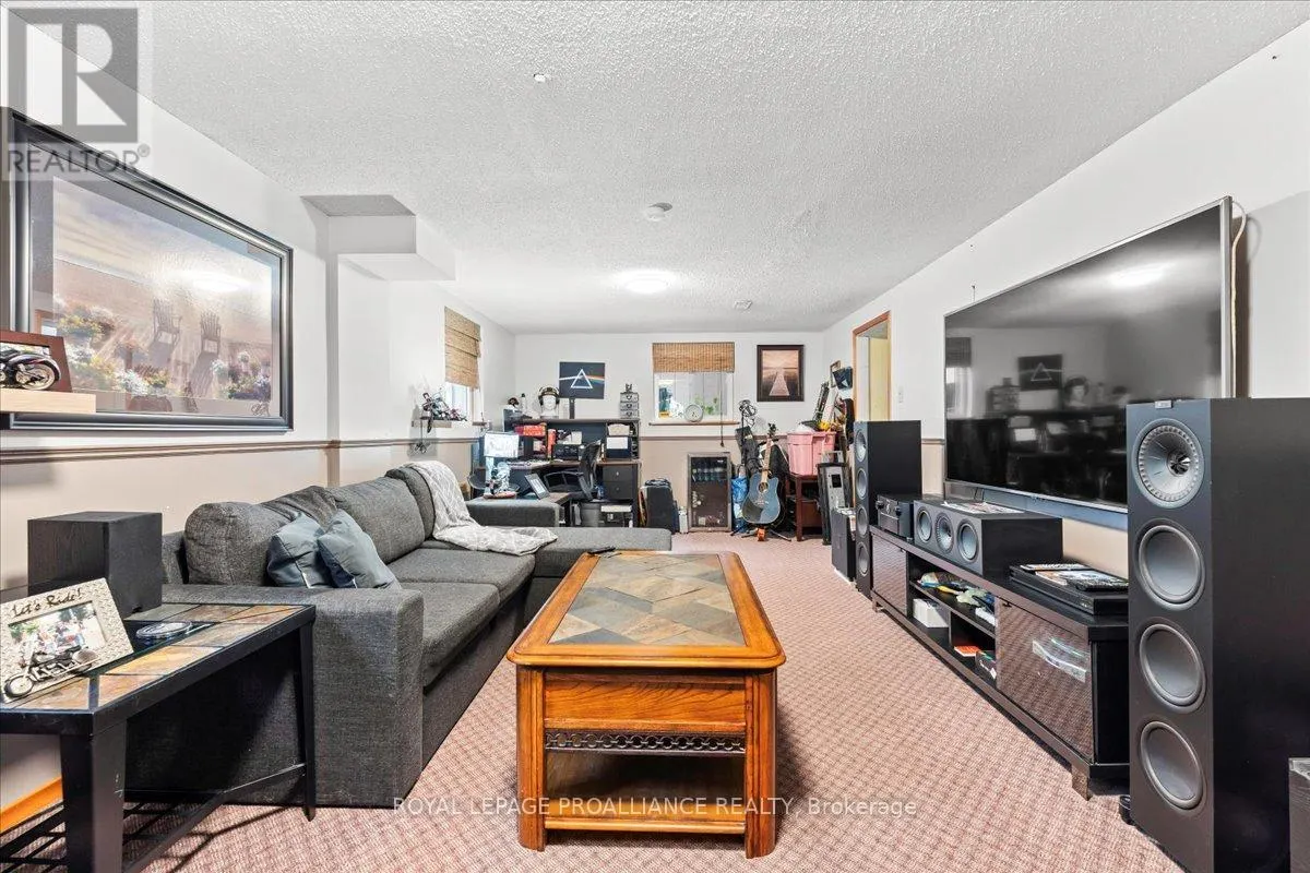 23 ALFRED DRIVE