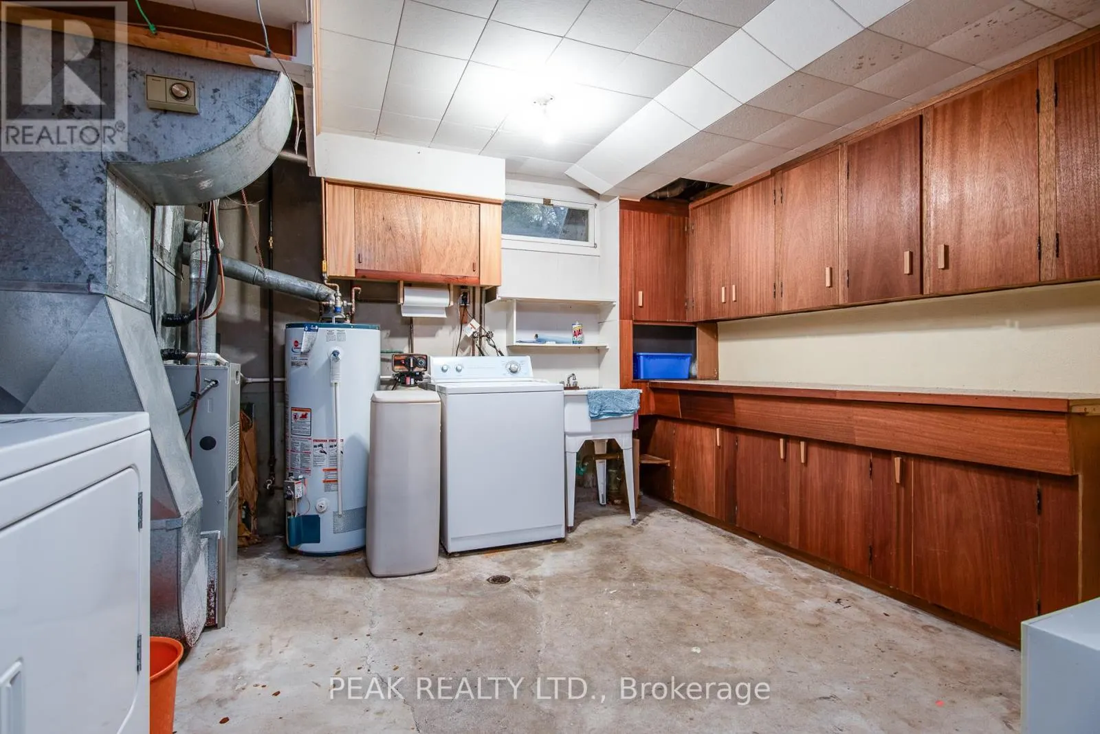 444 GREENBROOK DRIVE