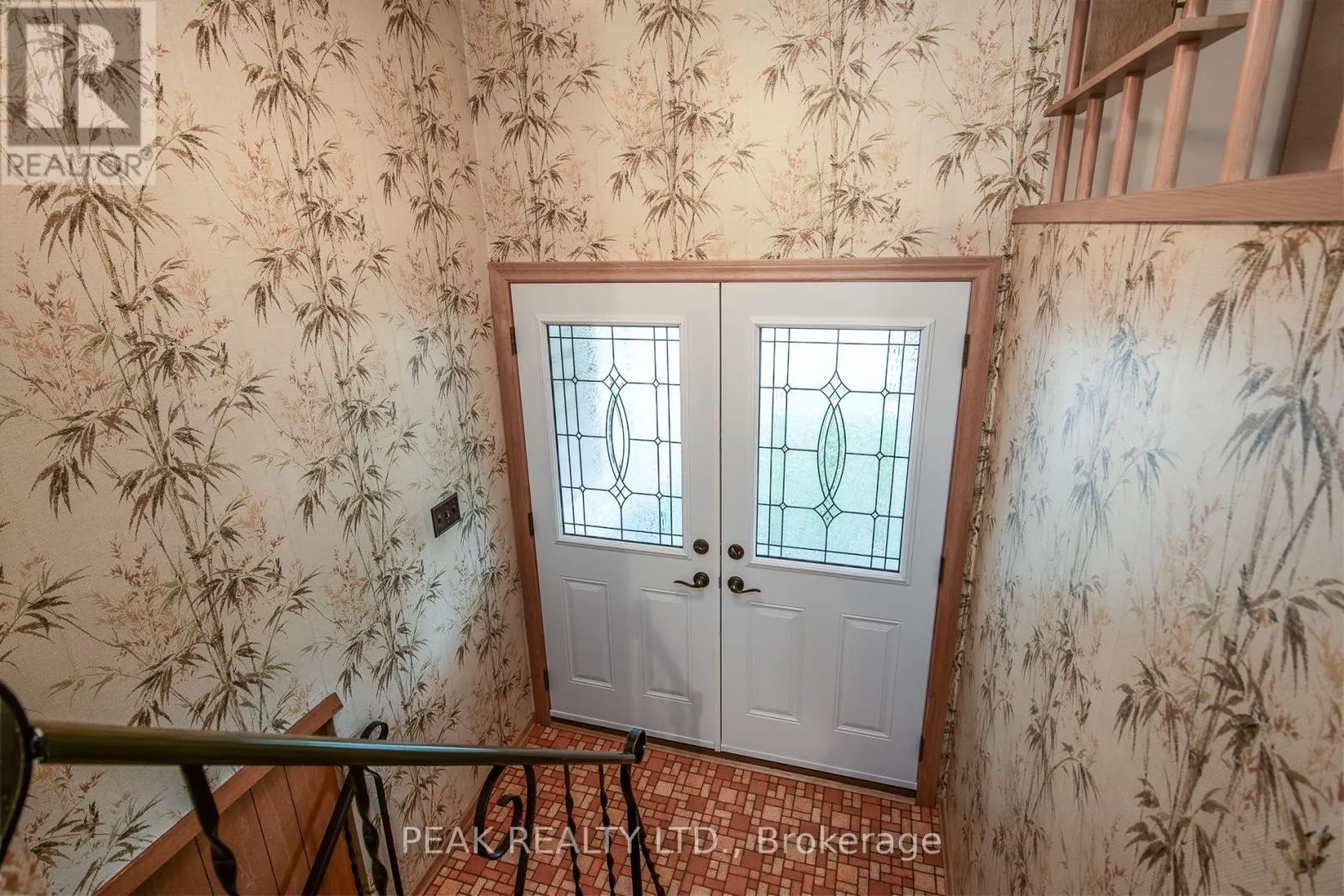 444 GREENBROOK DRIVE