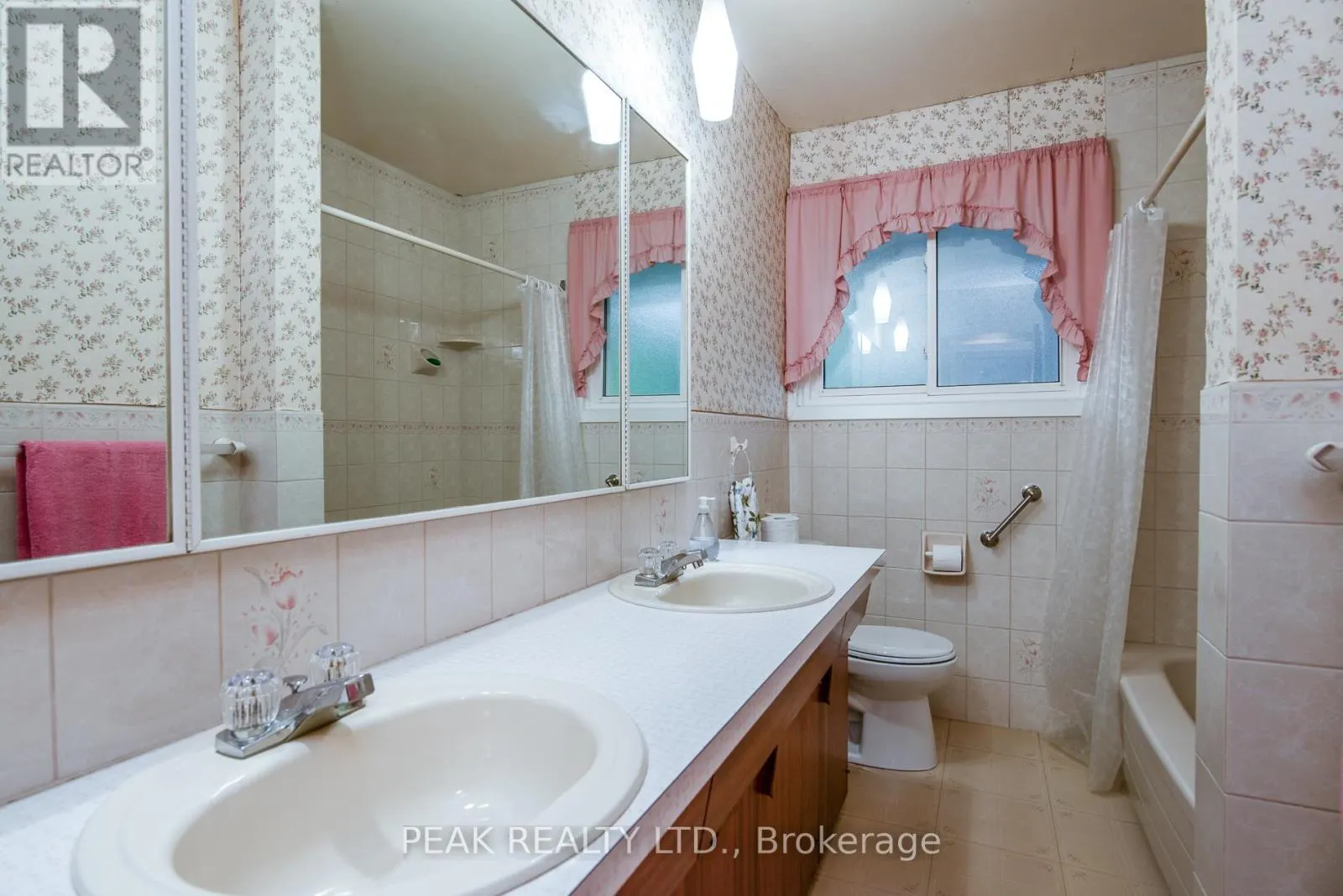 444 GREENBROOK DRIVE