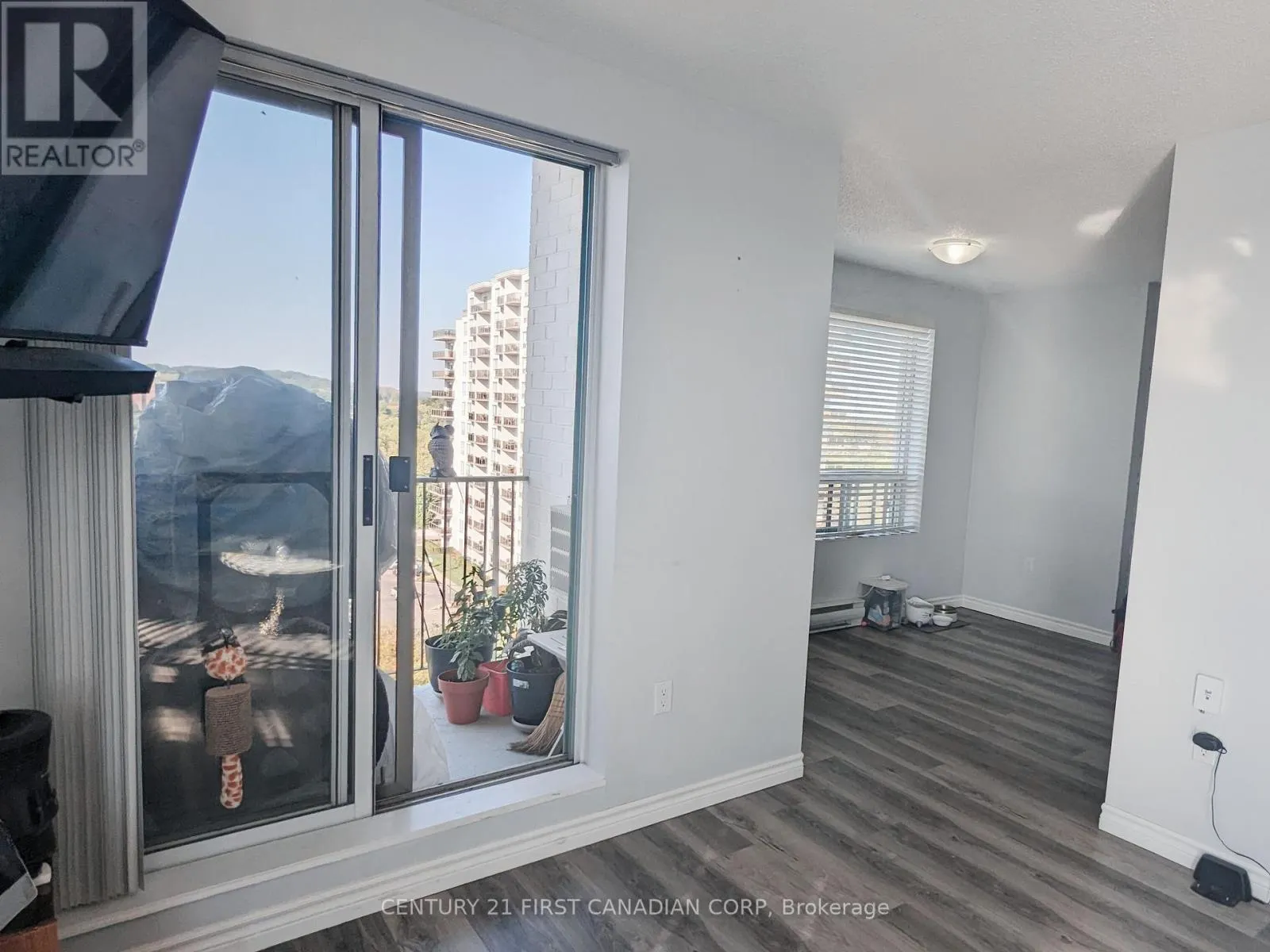 1007 - 333 COMMISSIONERS ROAD W, #1007