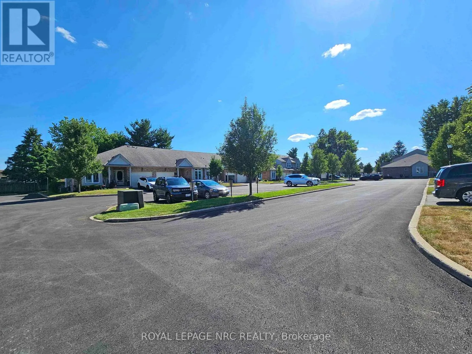 28 - 5070 DRUMMOND ROAD, #28
