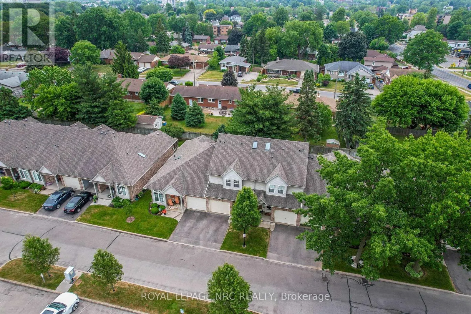 28 - 5070 DRUMMOND ROAD, #28