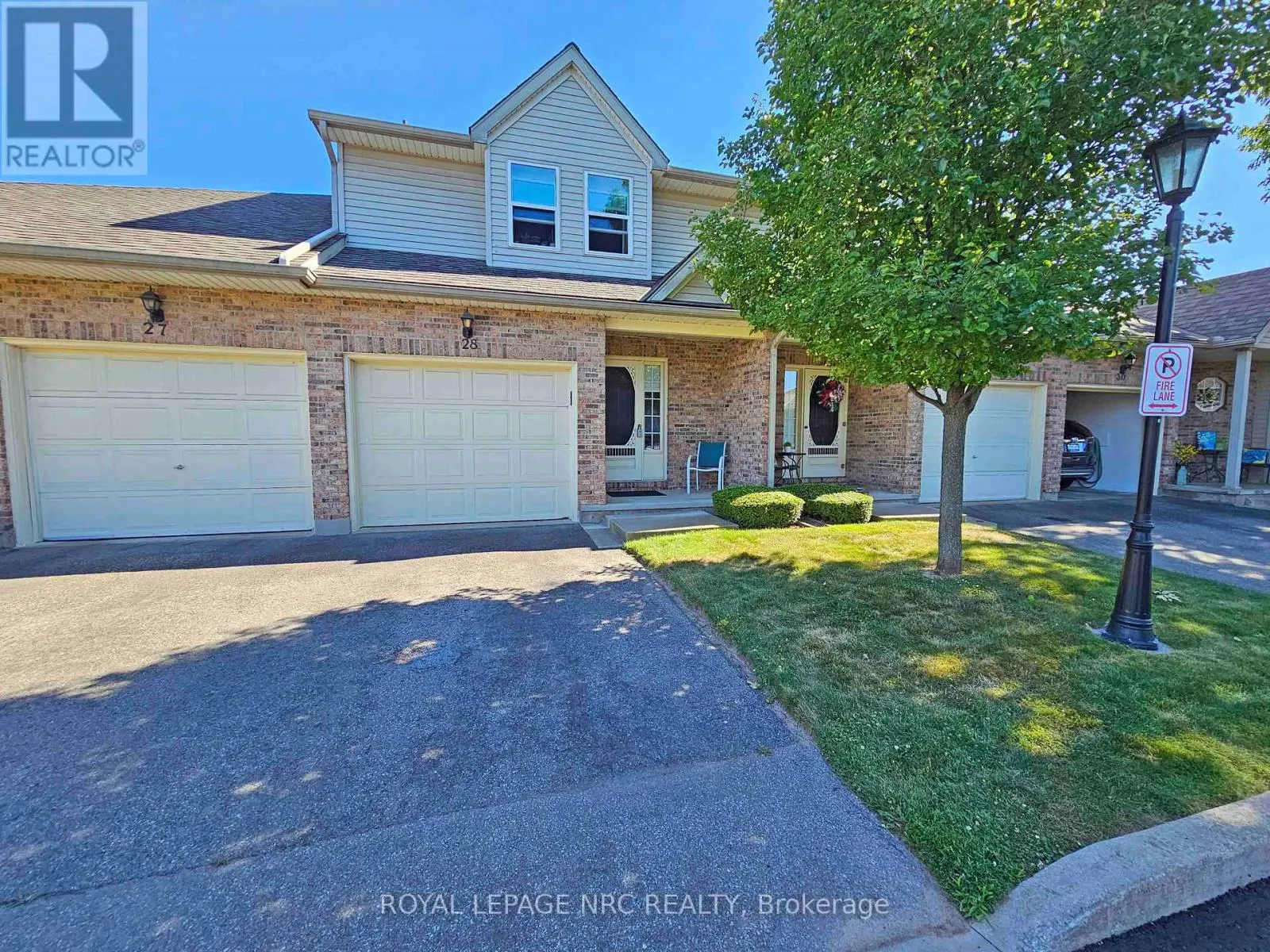 28 - 5070 DRUMMOND ROAD, #28