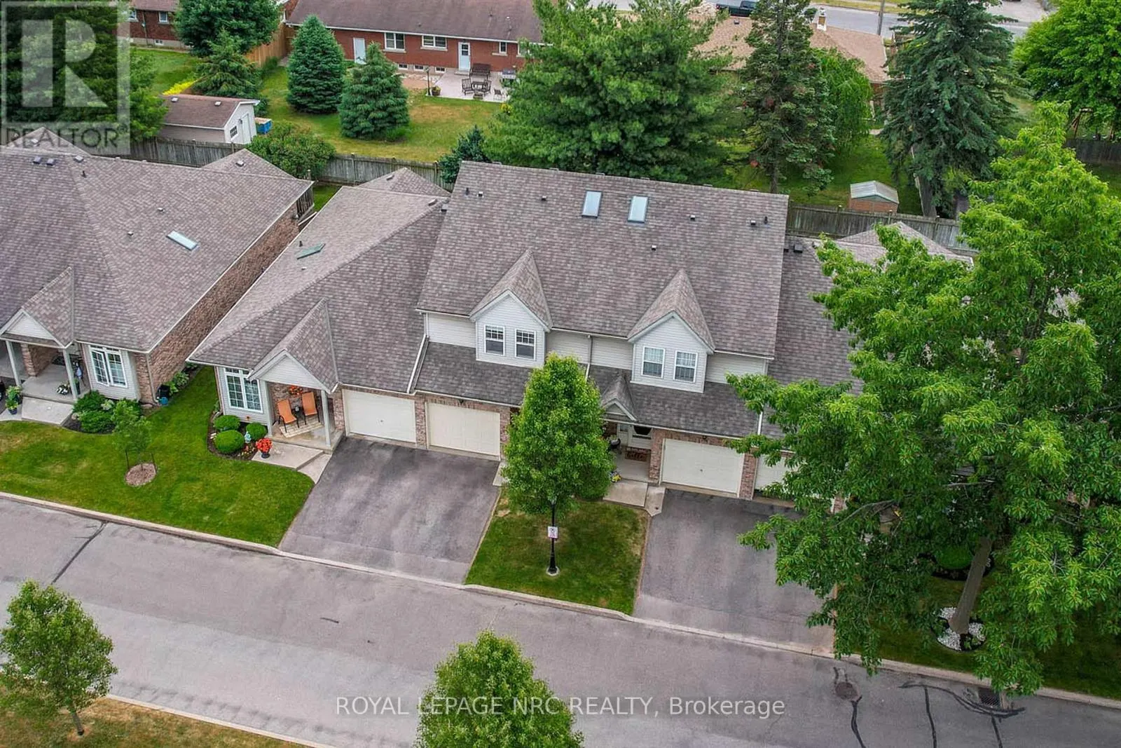 28 - 5070 DRUMMOND ROAD, #28