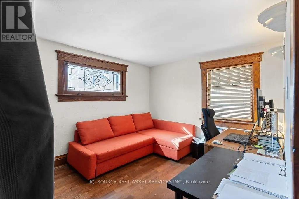 5207 RIVER ROAD