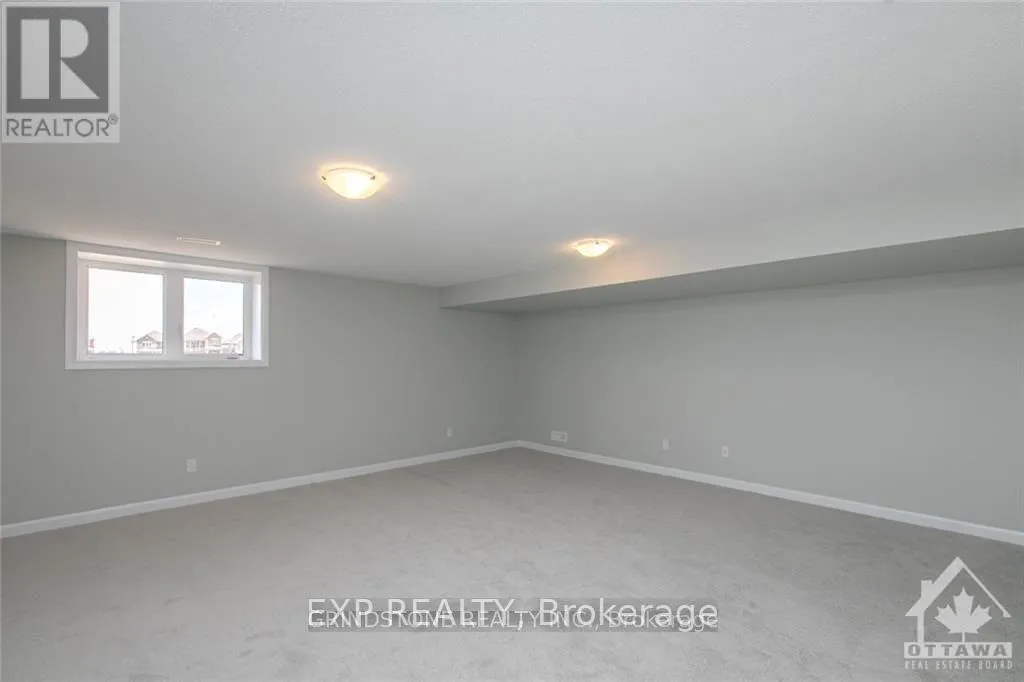 115 TEELIN CIRCLE
