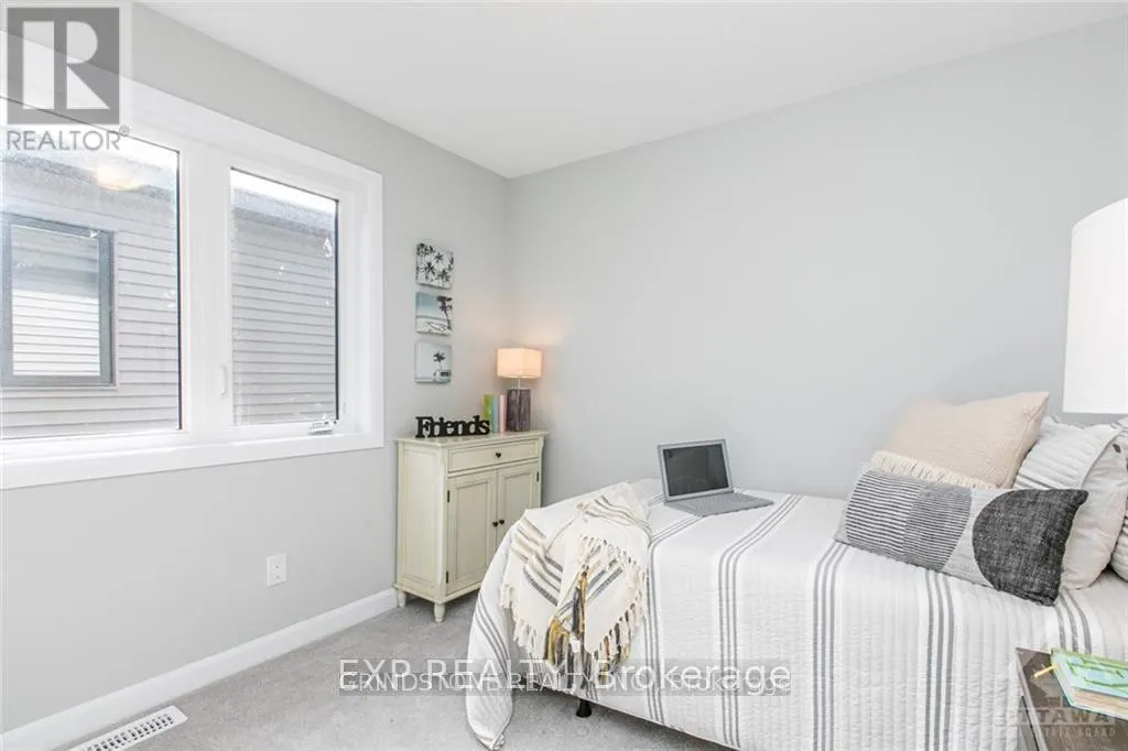 115 TEELIN CIRCLE
