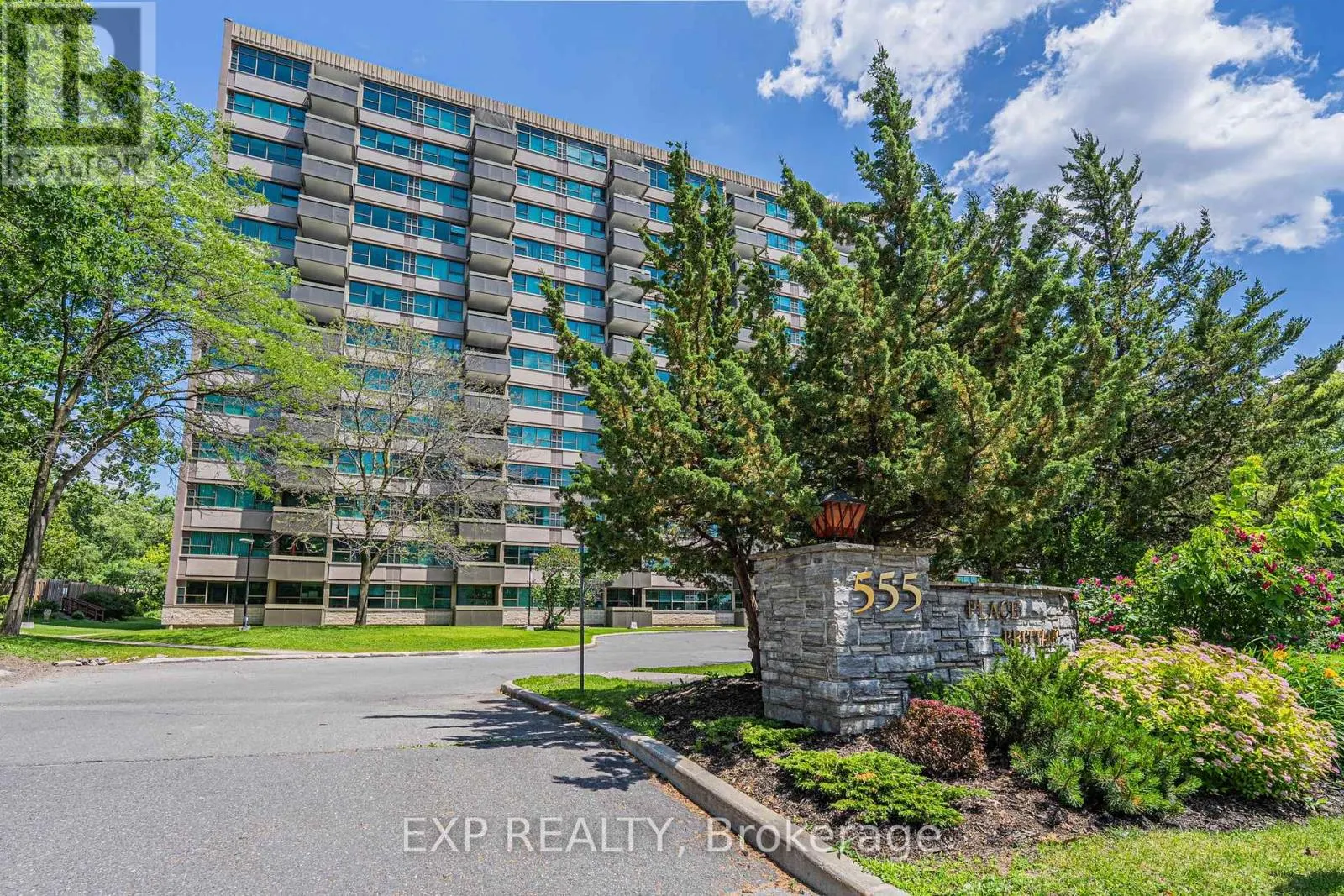 1111 - 555 BRITTANY DRIVE