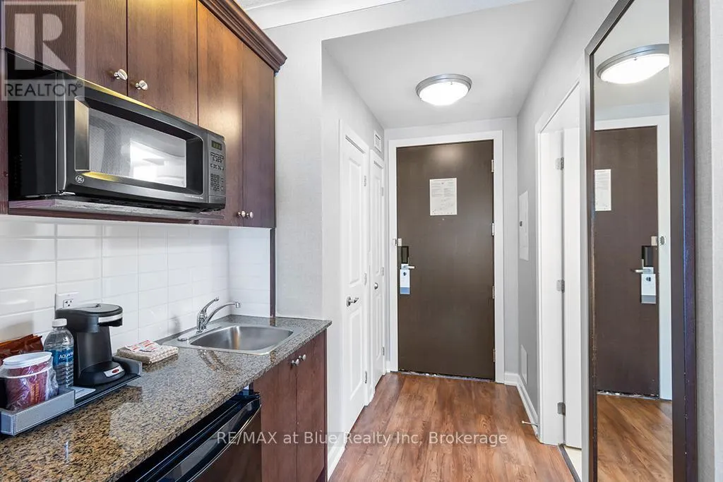 372 - 220 GORD CANNING DRIVE, #372