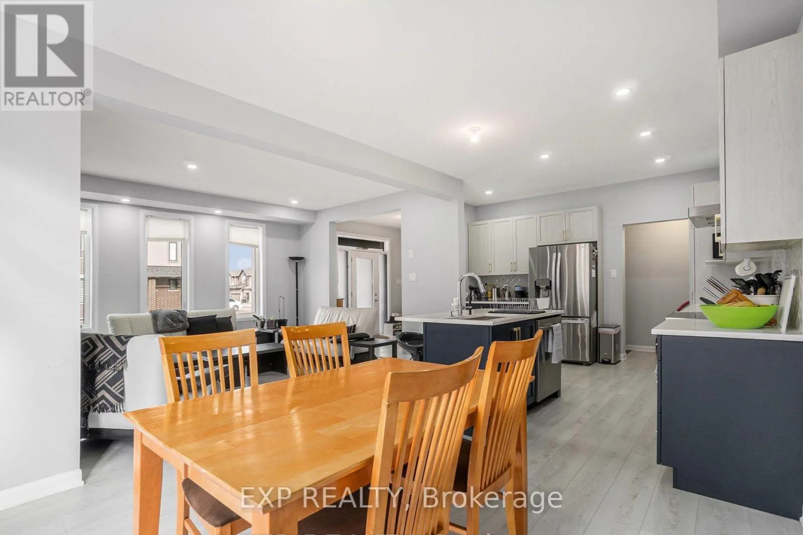 796 CAPPAMORE DRIVE
