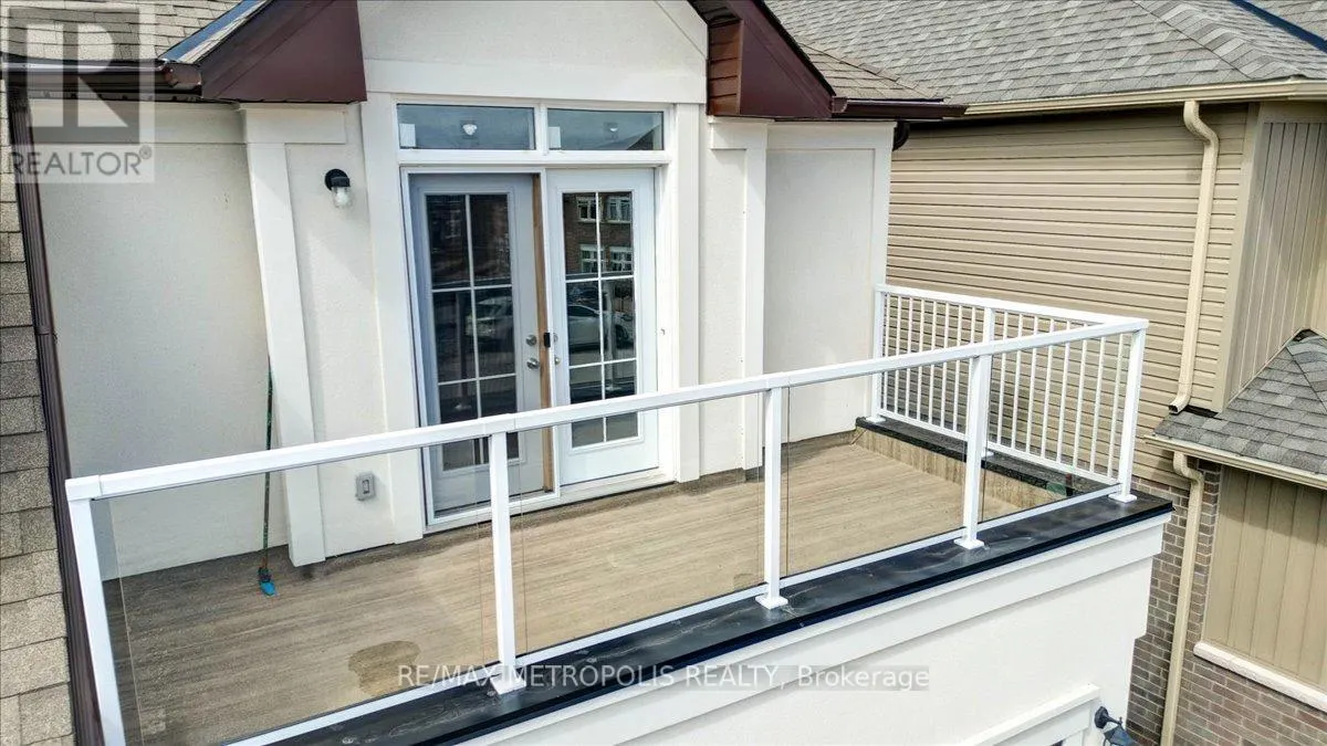 78 HILLCROFT WAY