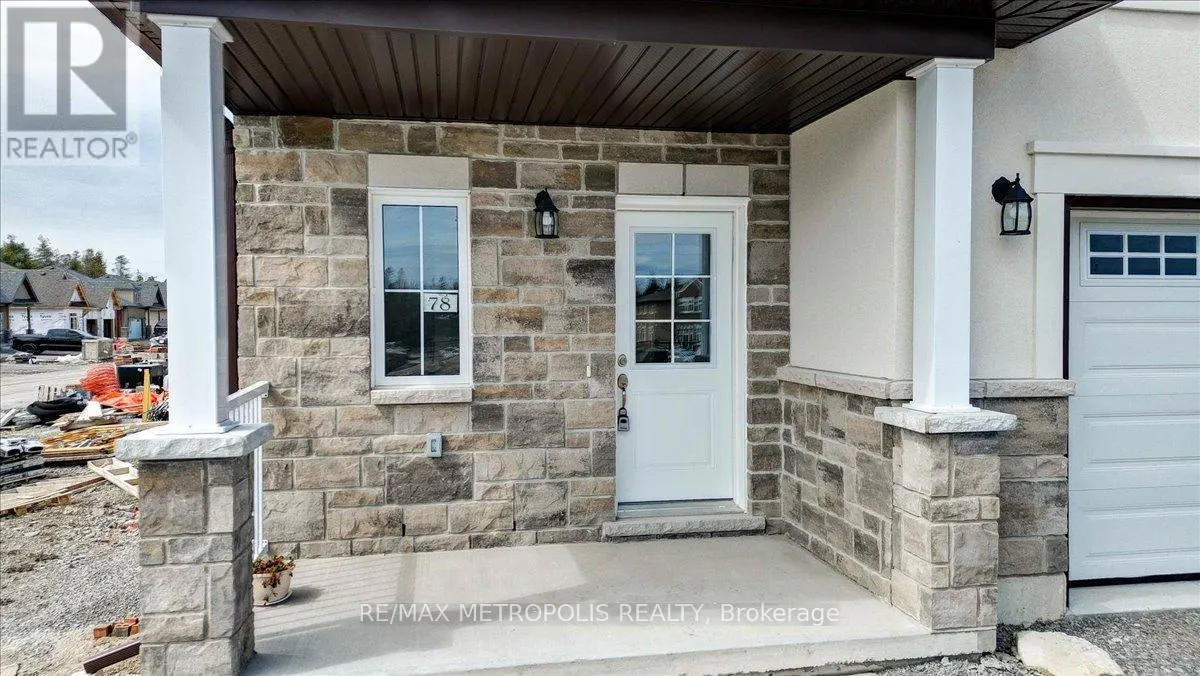78 HILLCROFT WAY