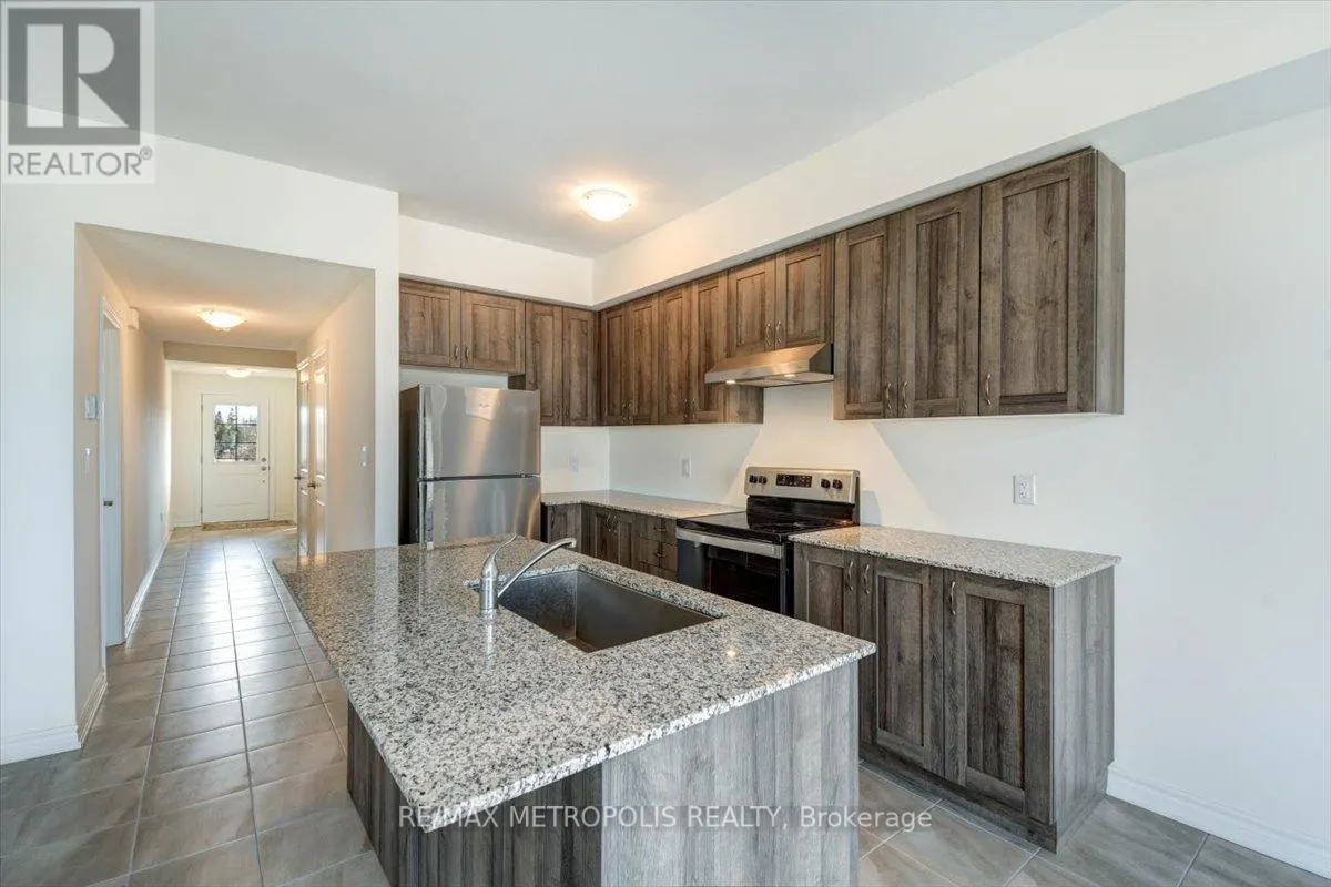 78 HILLCROFT WAY