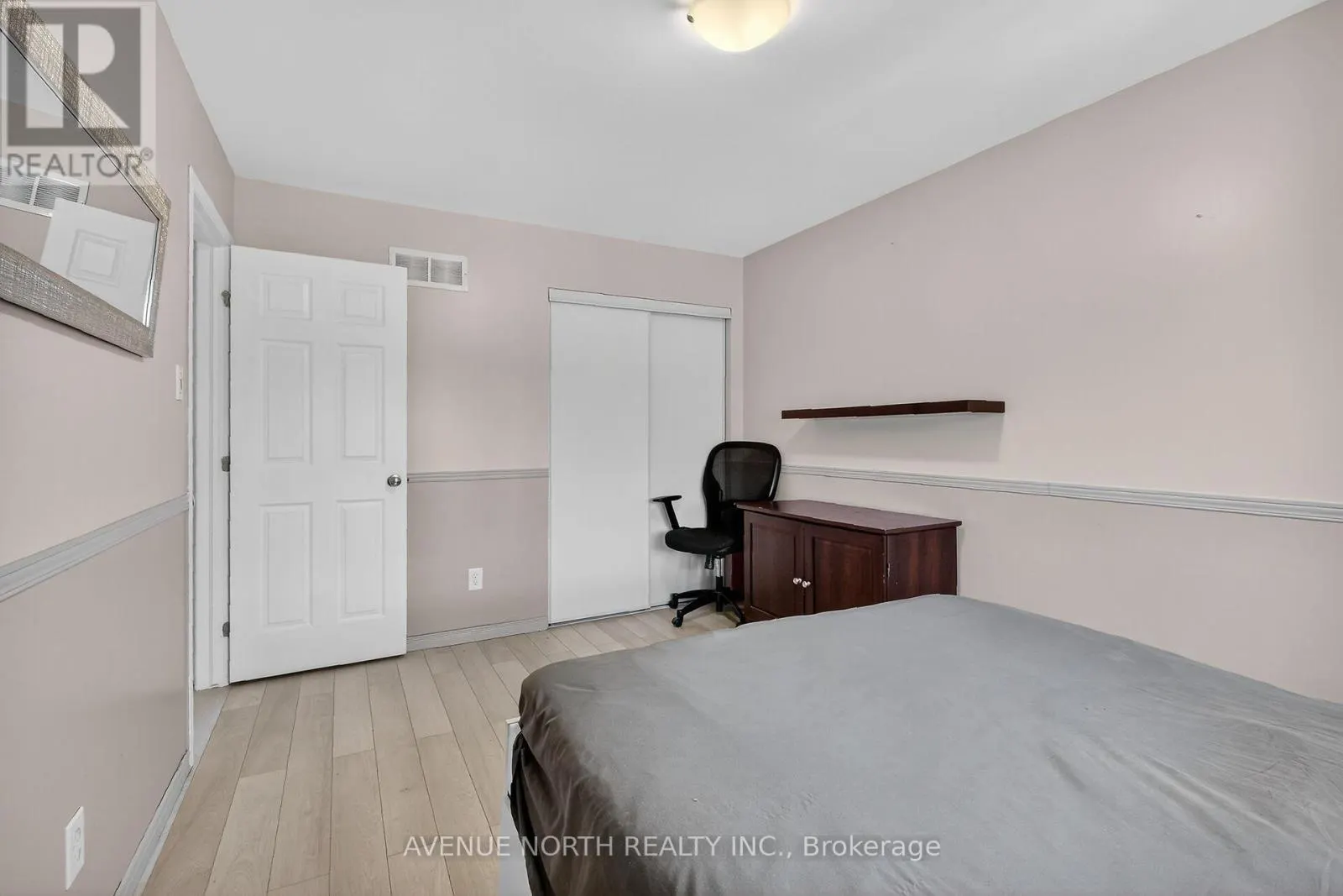 208 KINGSWELL STREET