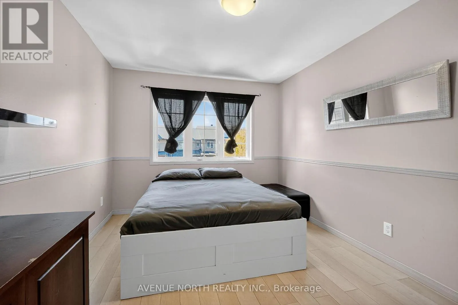 208 KINGSWELL STREET