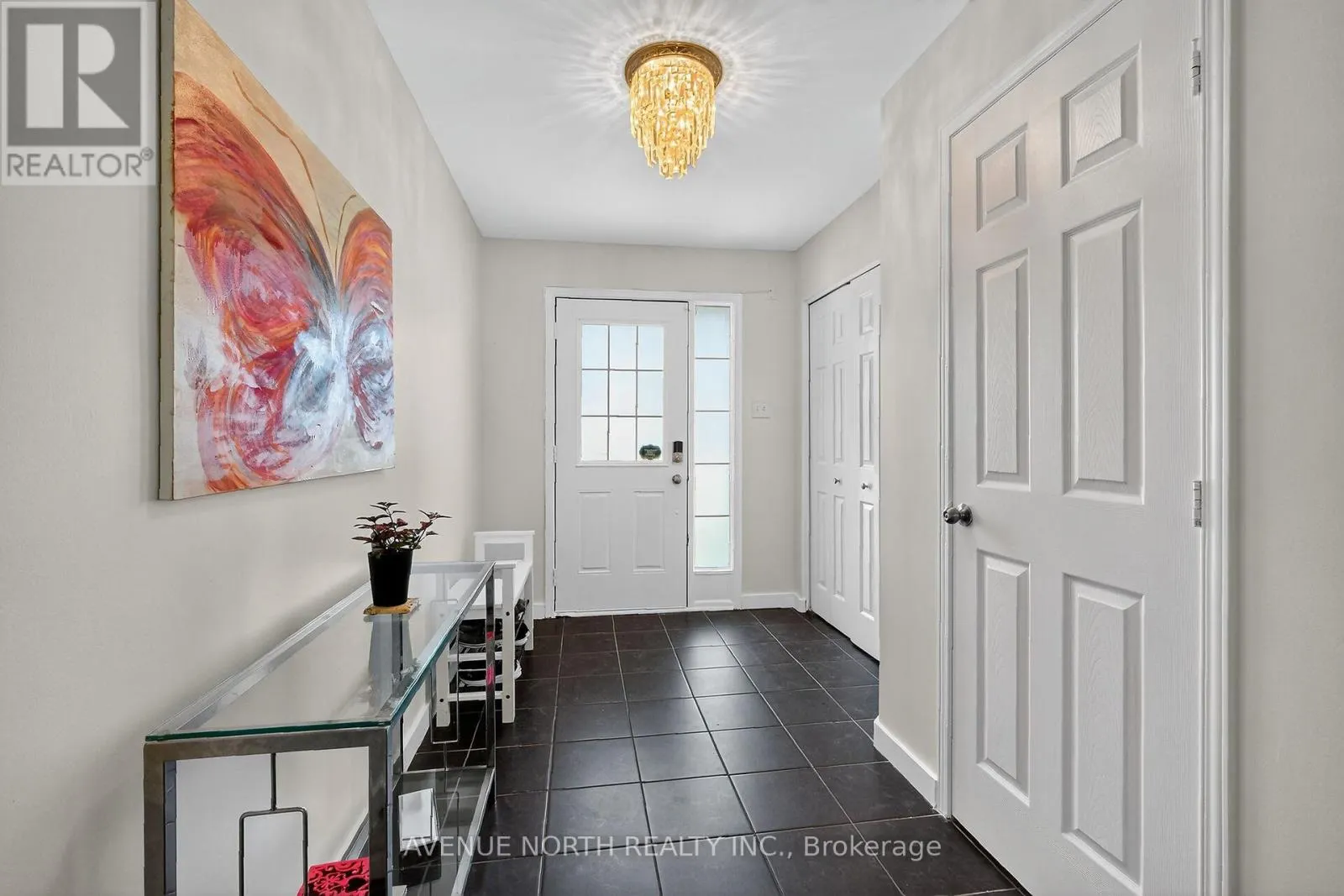 208 KINGSWELL STREET