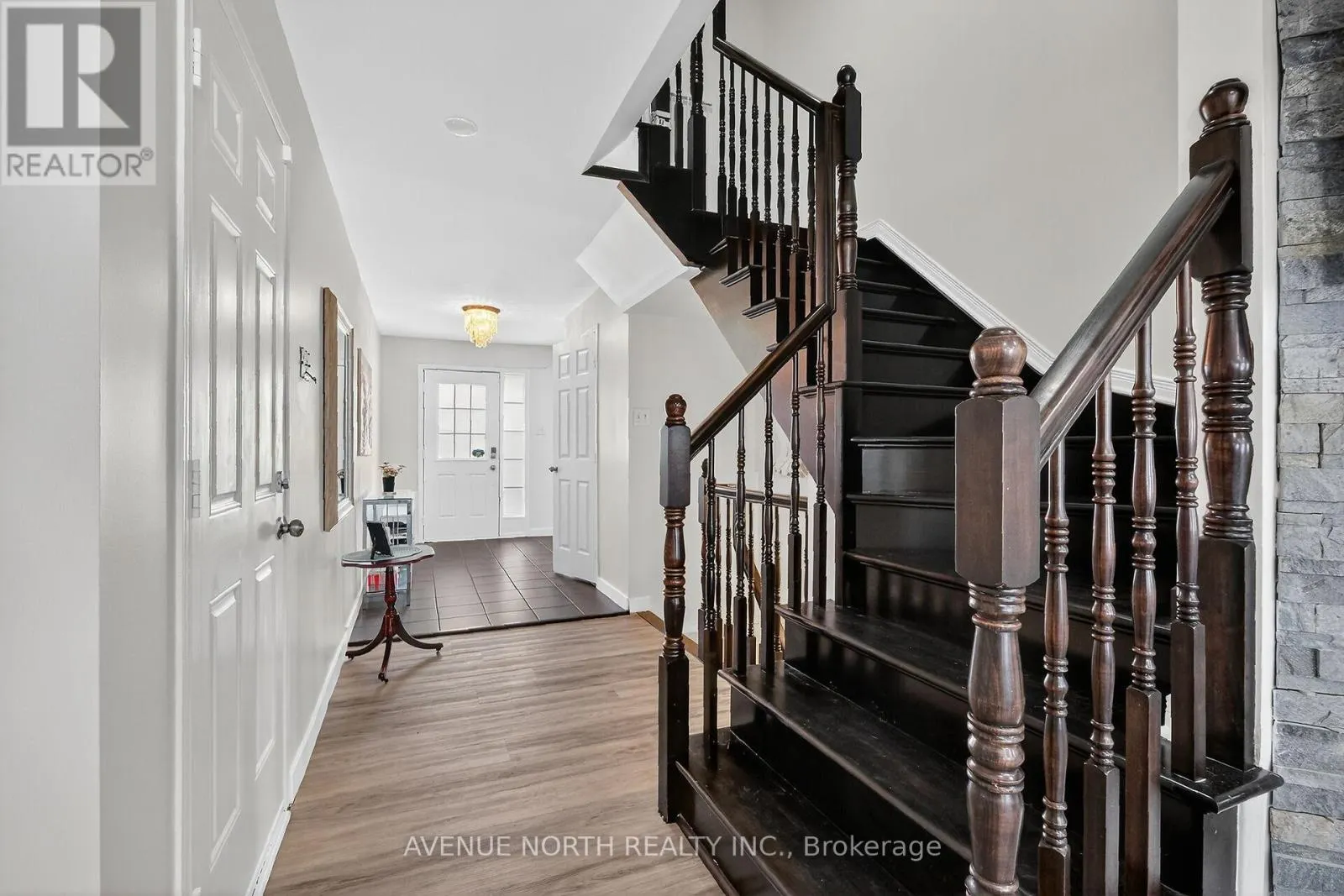 208 KINGSWELL STREET