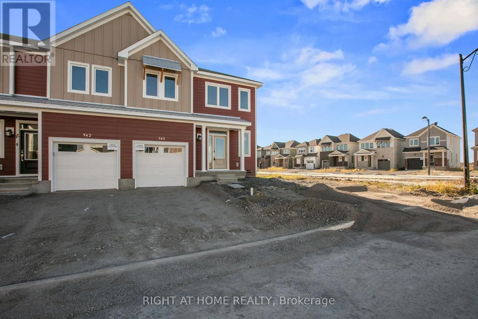 940 SEAGRAVE LANE