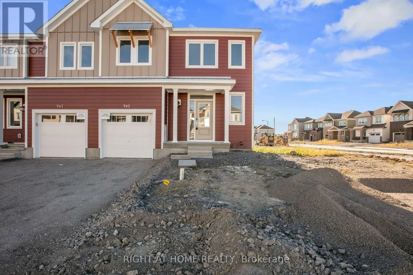 940 SEAGRAVE LANE