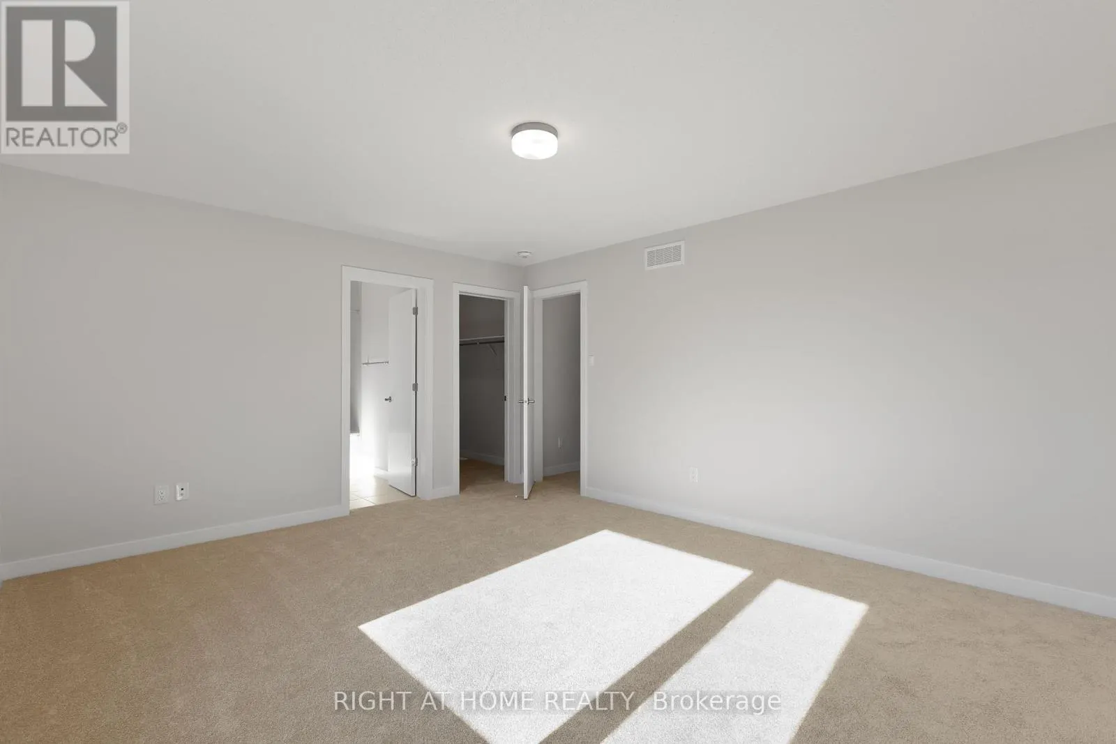940 SEAGRAVE LANE