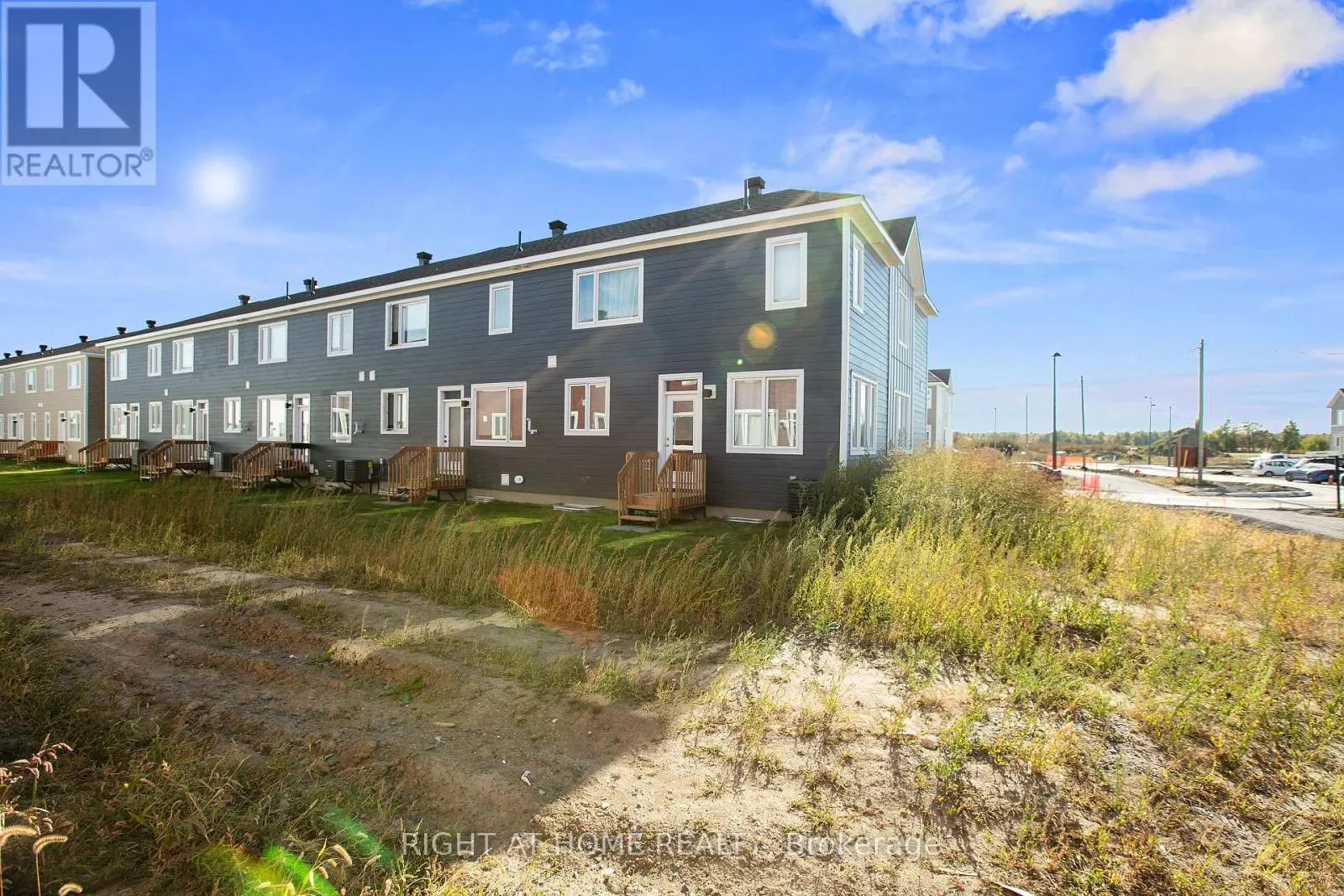 940 SEAGRAVE LANE