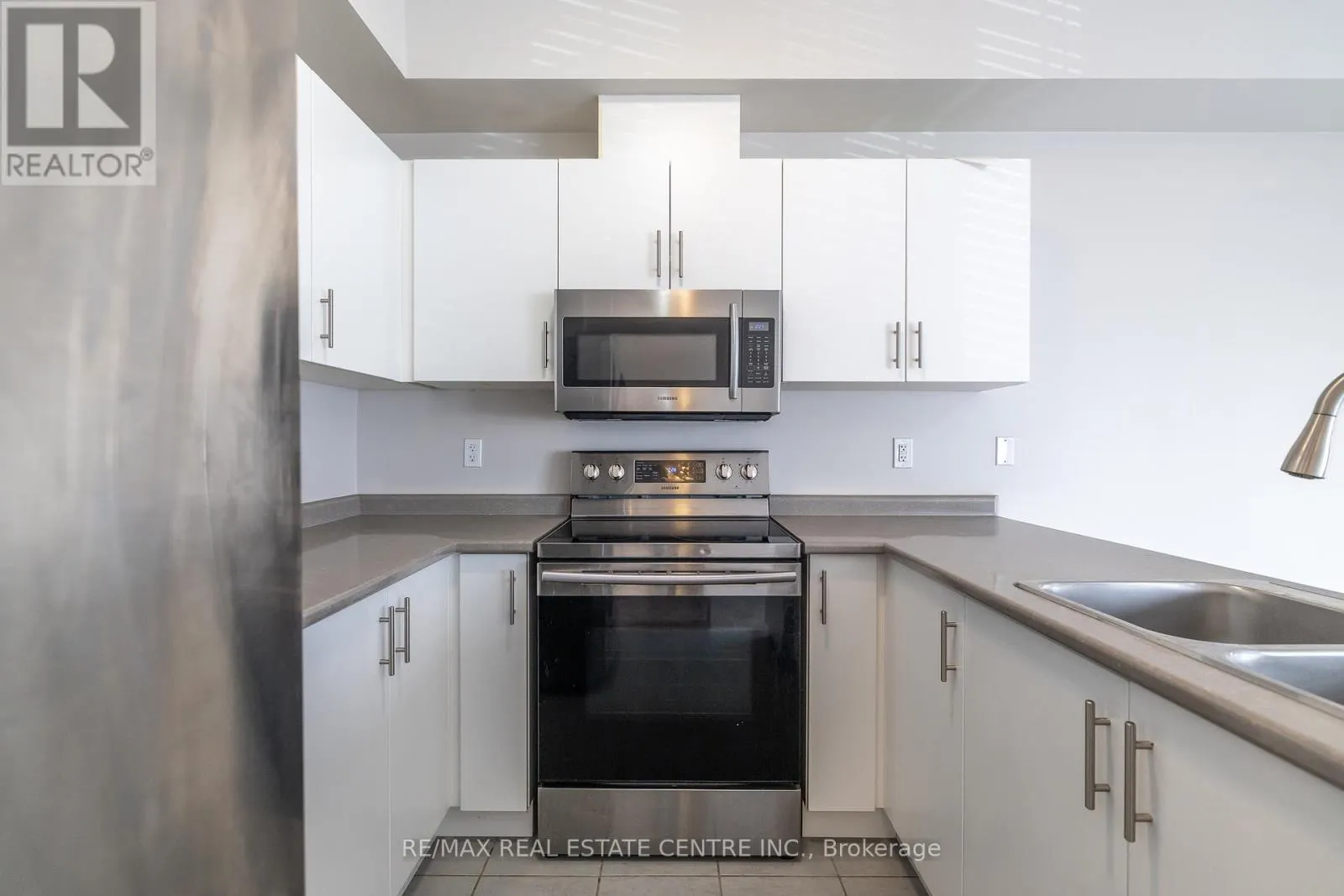 80 - 88 DECORSO DRIVE