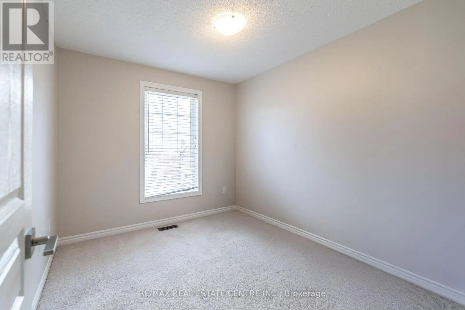 80 - 88 DECORSO DRIVE