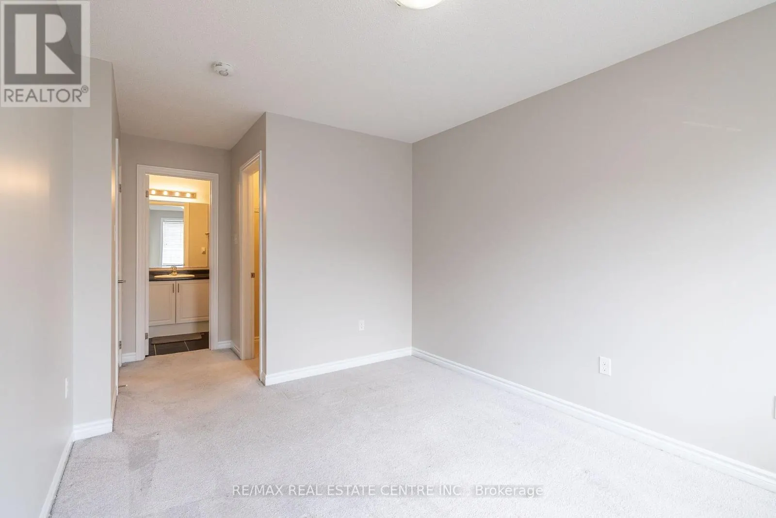 80 - 88 DECORSO DRIVE