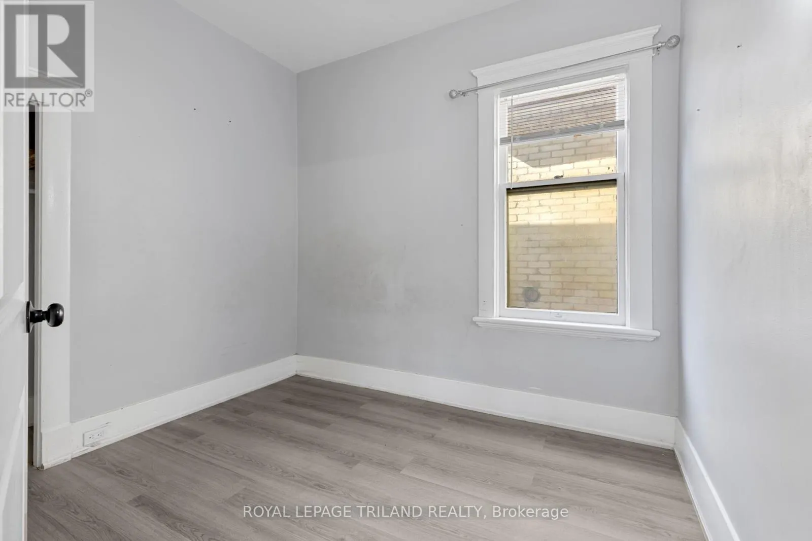 633 HAMILTON ROAD