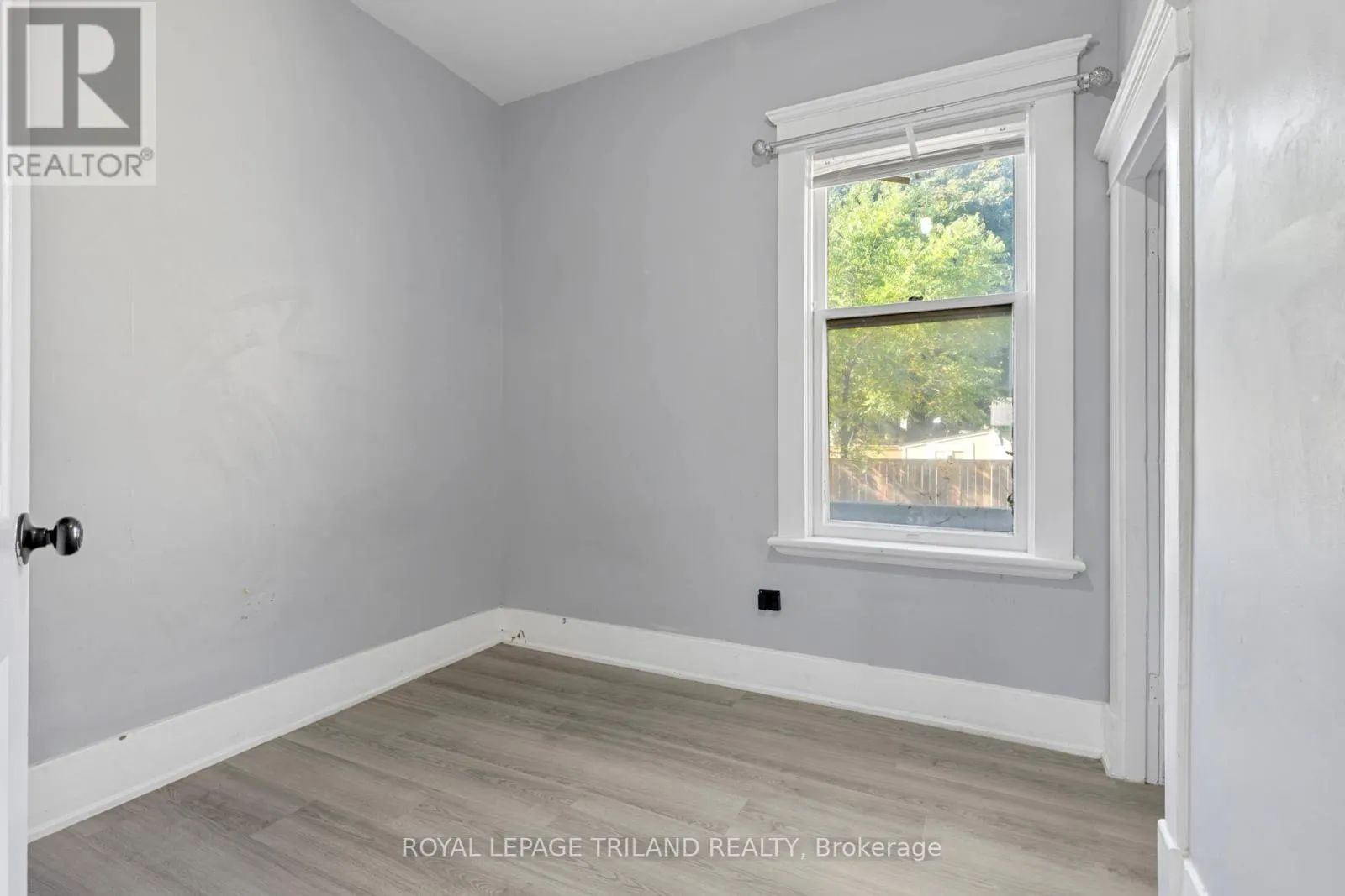 633 HAMILTON ROAD